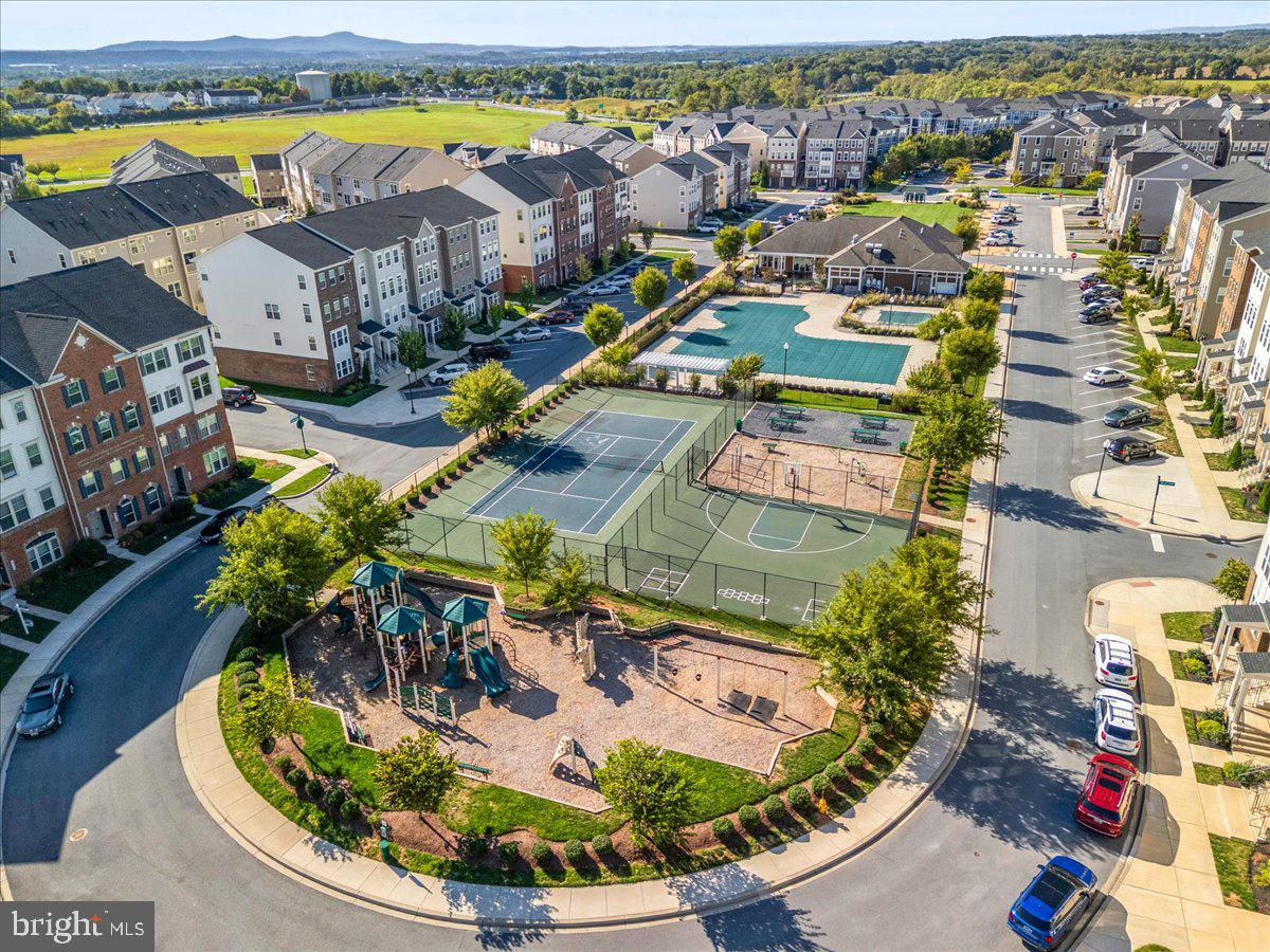 JEFFERSON PLACE - Residential