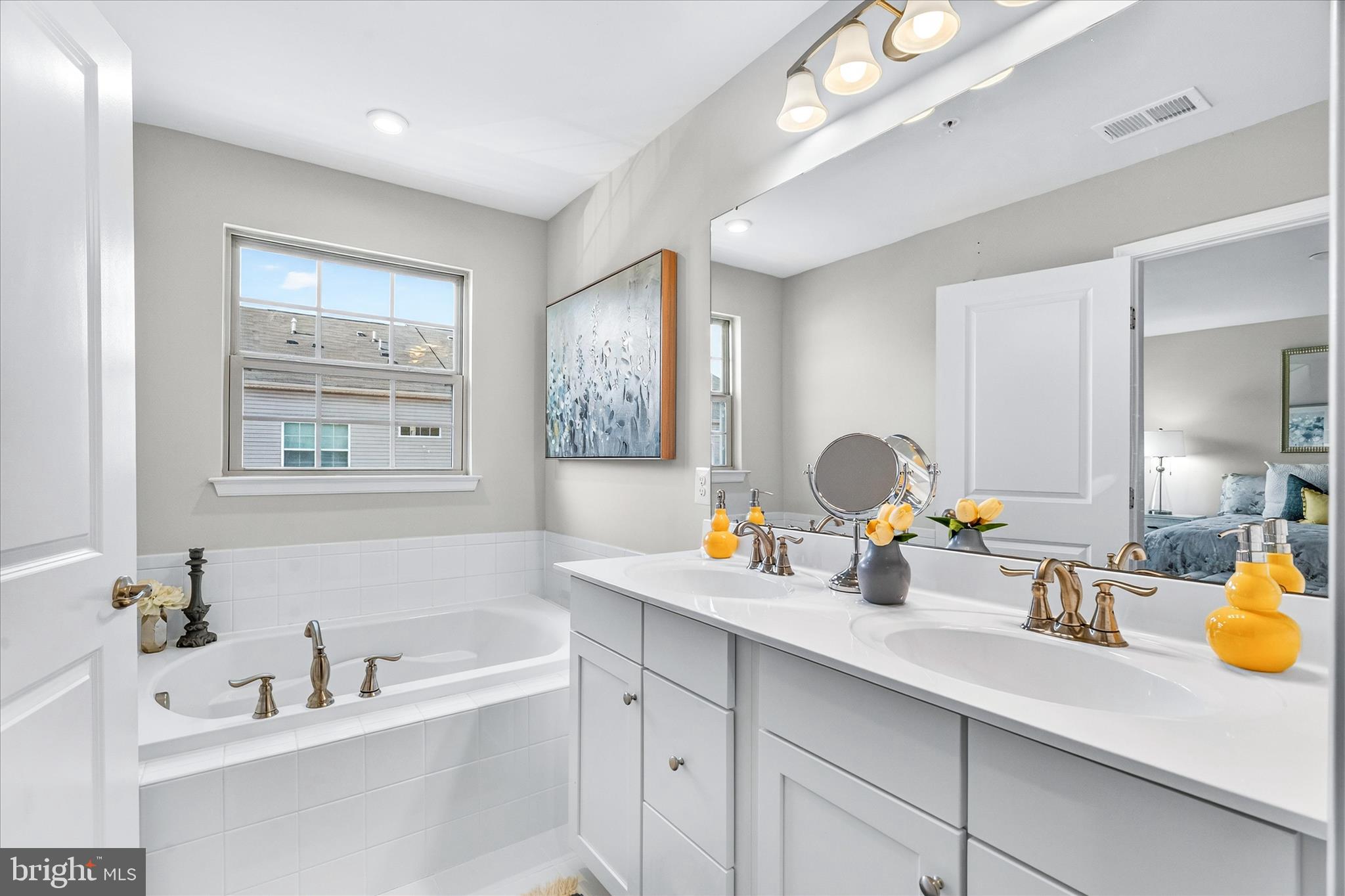 JEFFERSON PLACE - Residential