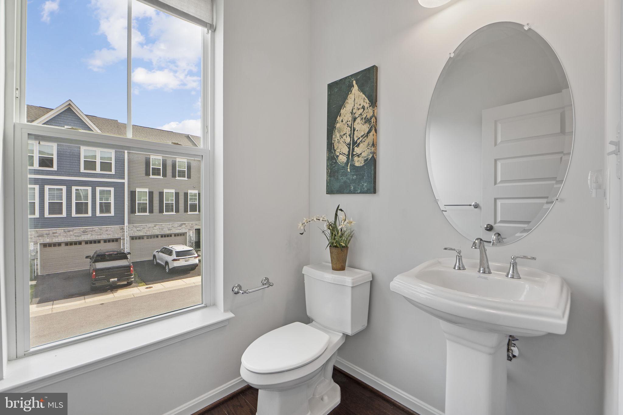 MILLERSVILLE - Residential