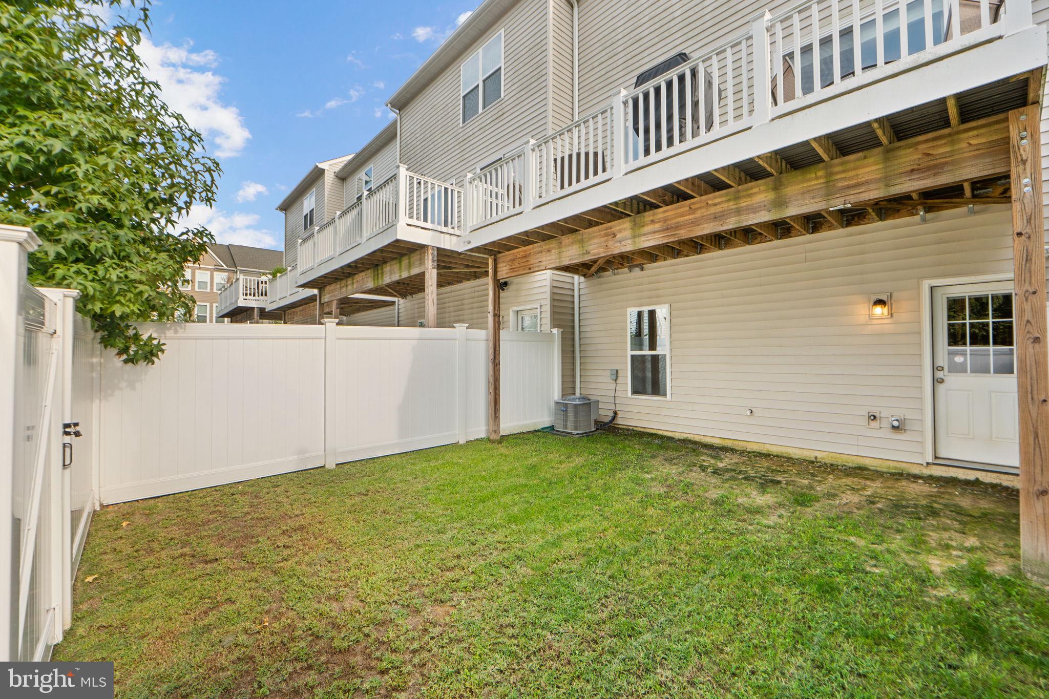 MILLERSVILLE - Residential