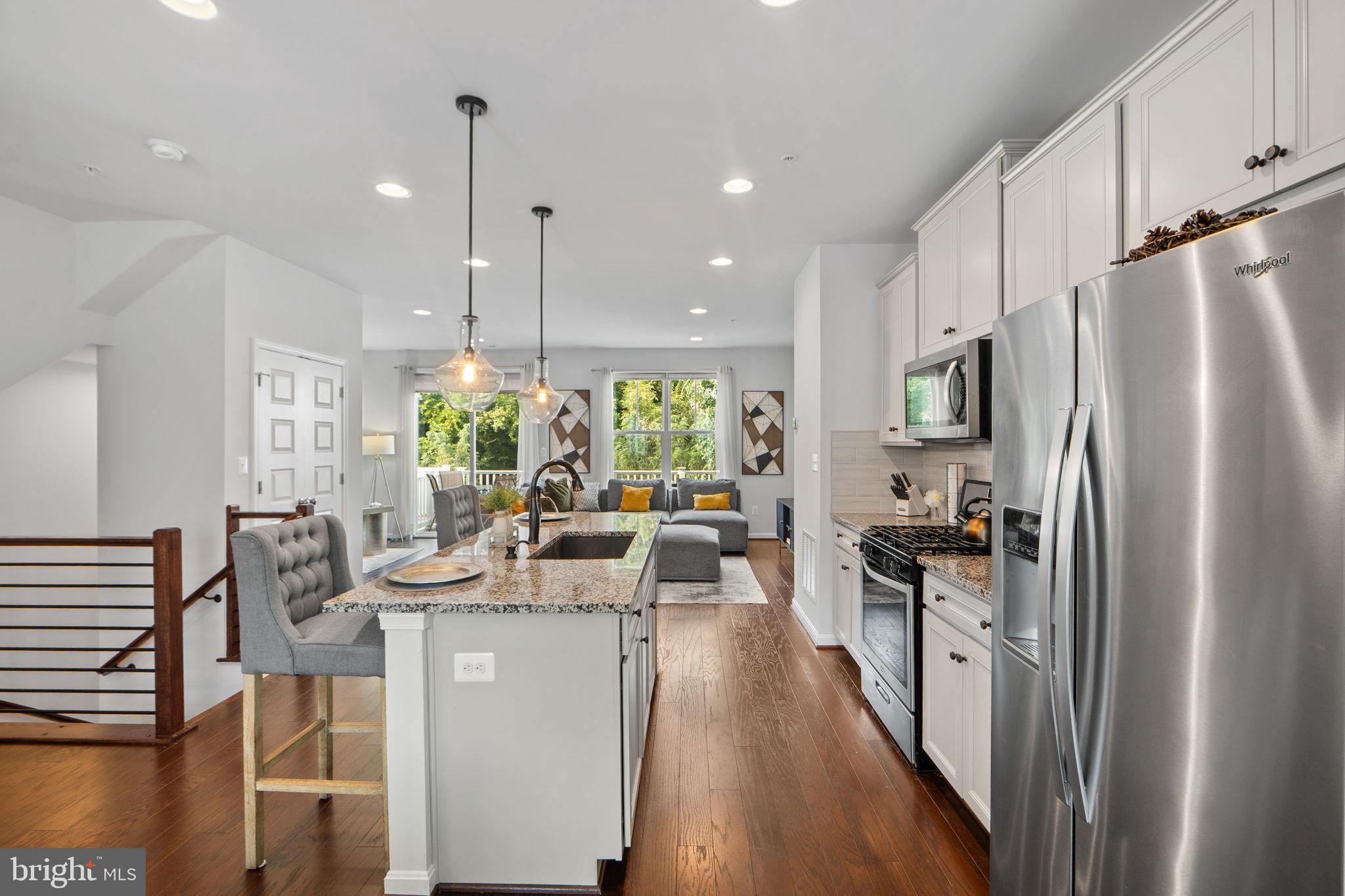 MILLERSVILLE - Residential