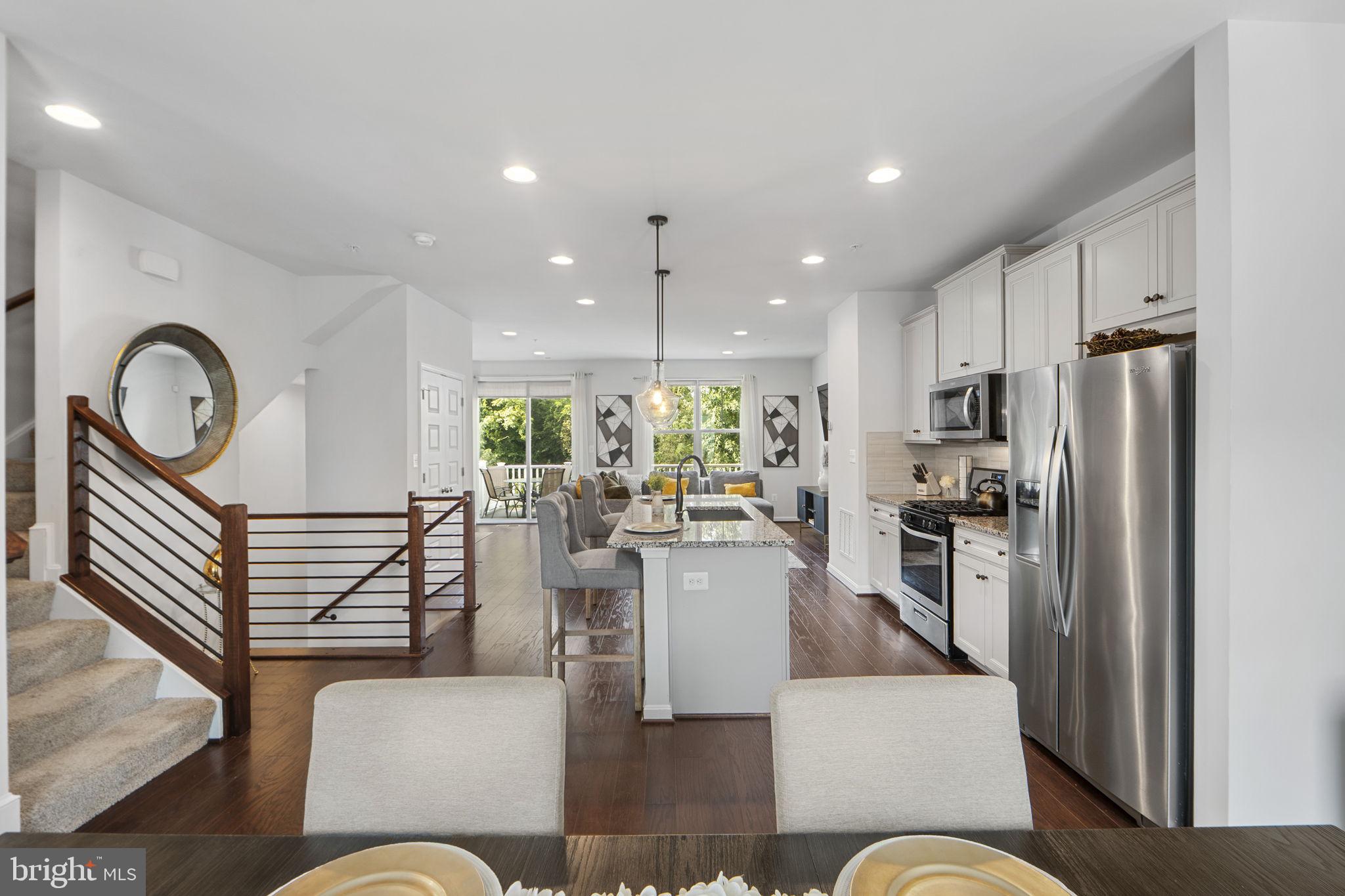 MILLERSVILLE - Residential