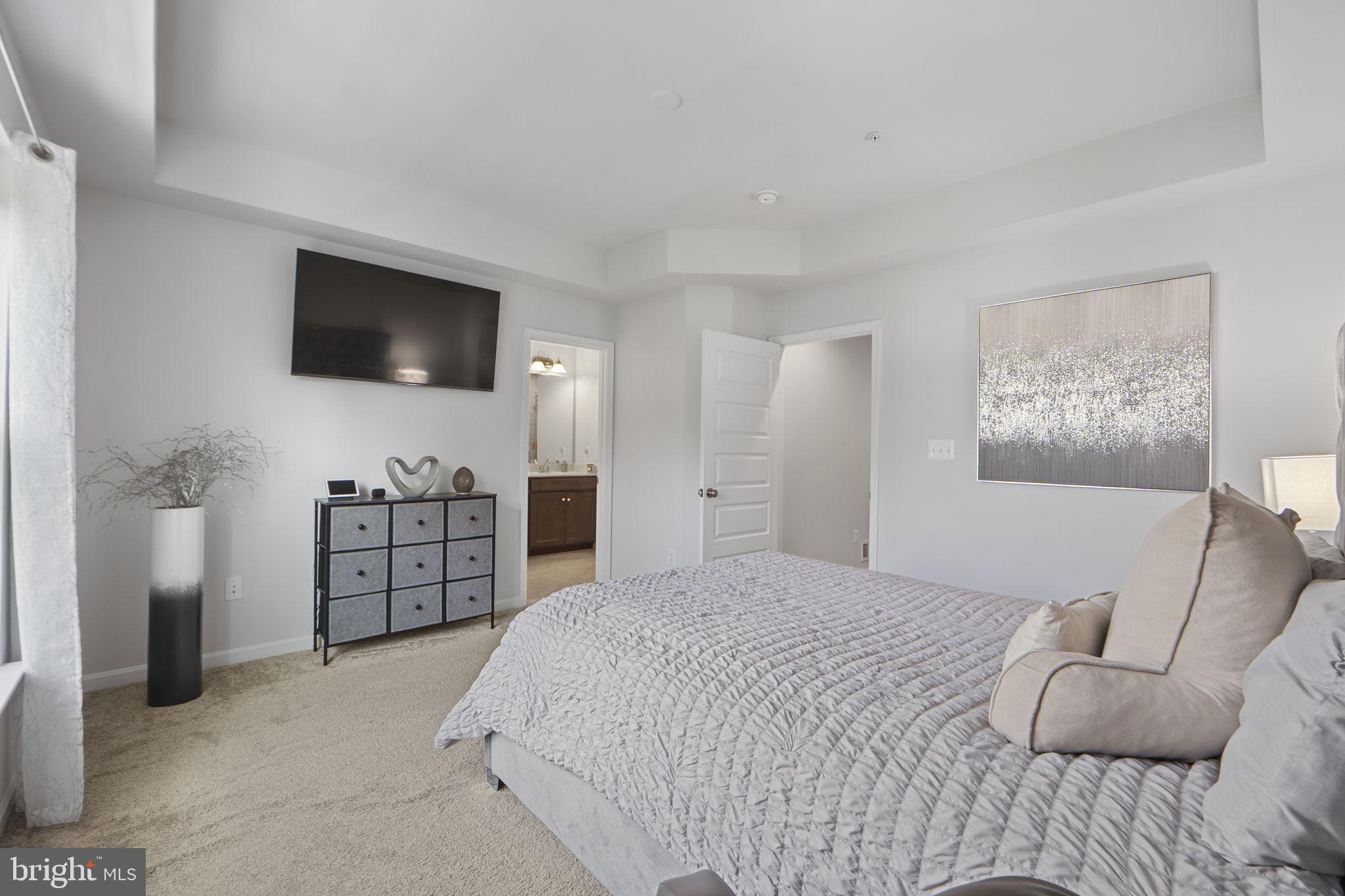 MILLERSVILLE - Residential