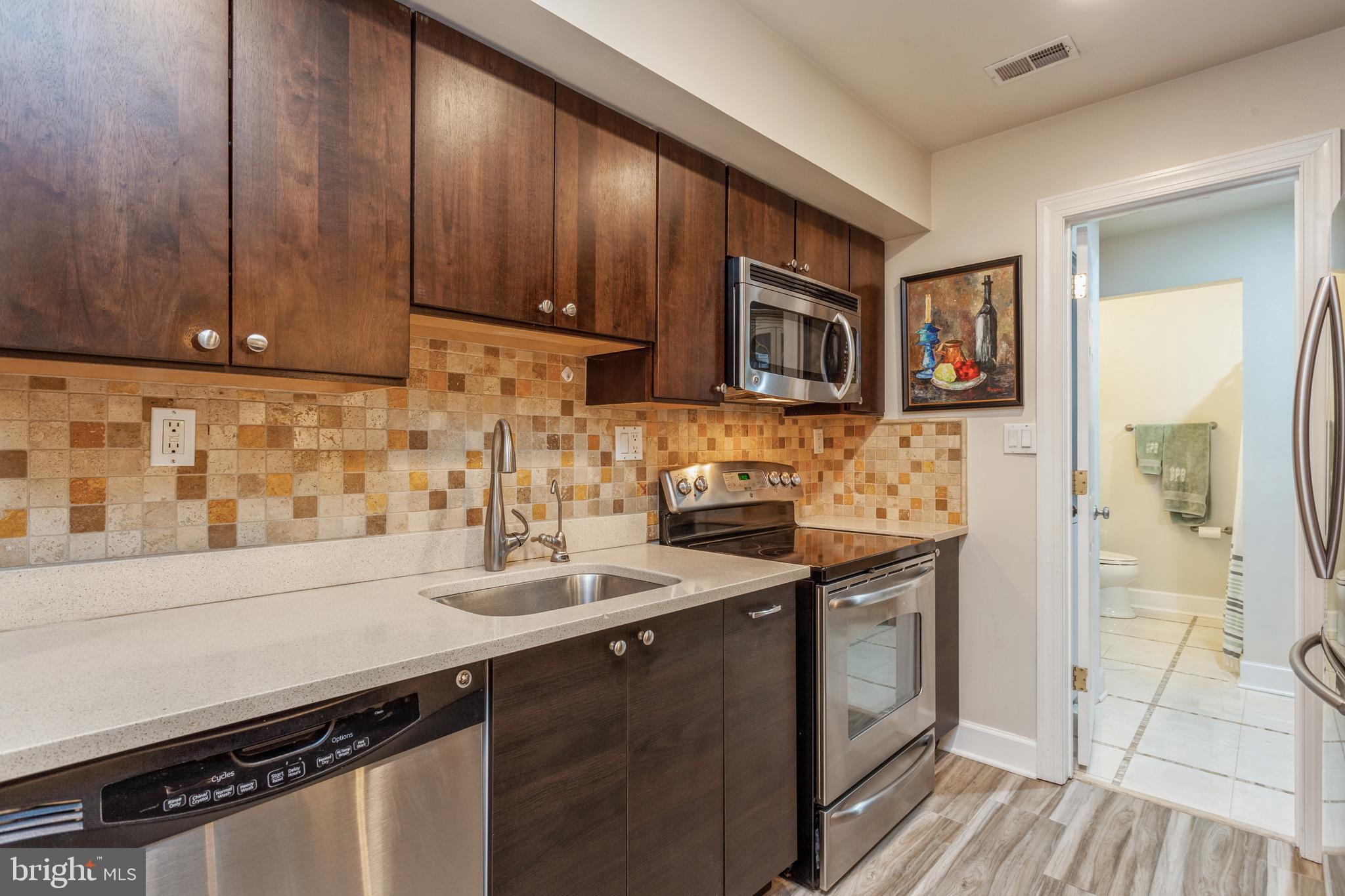 304 NW Q STREET NW 1