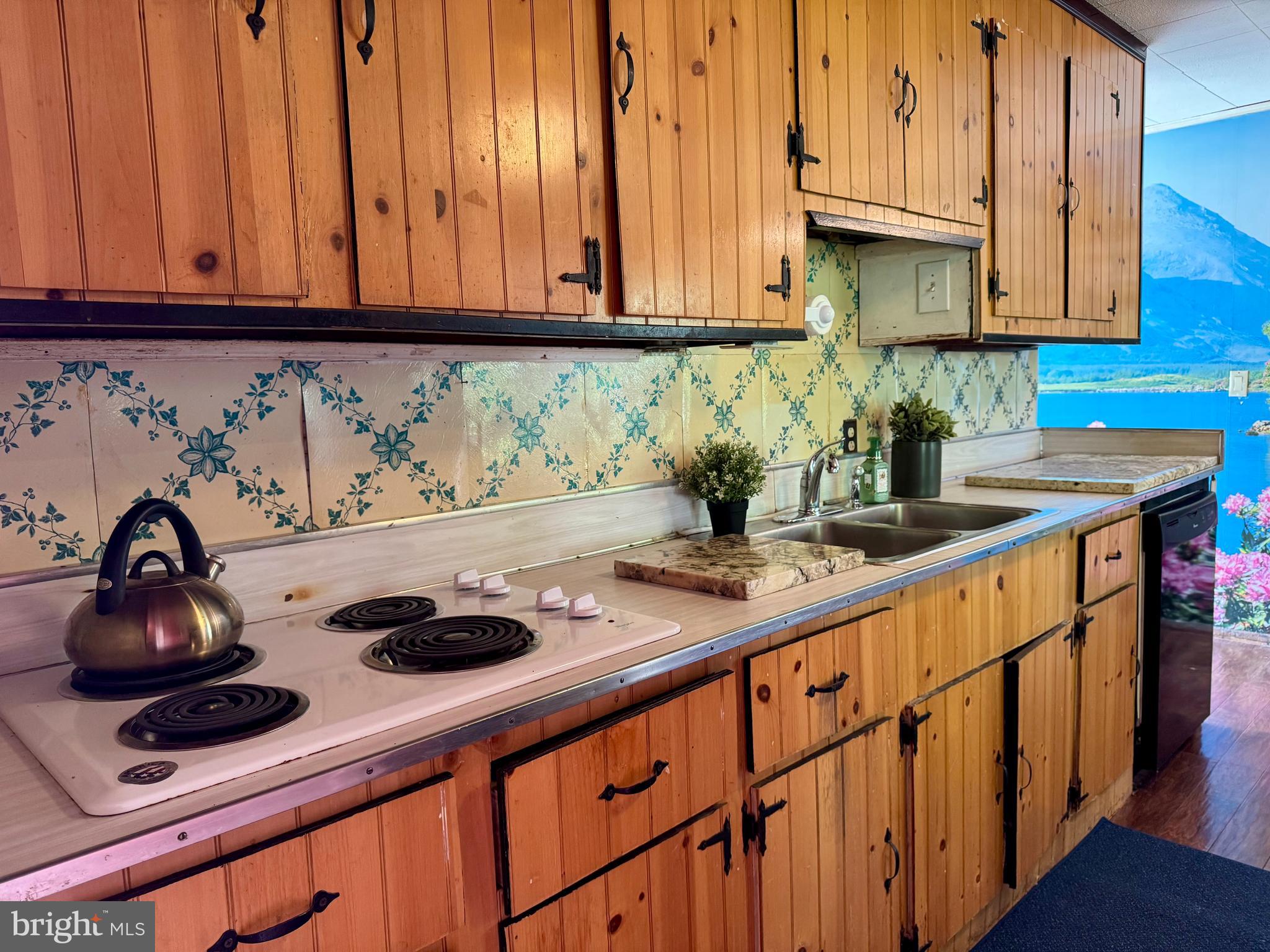 FAIRLESS HILLS - Residential