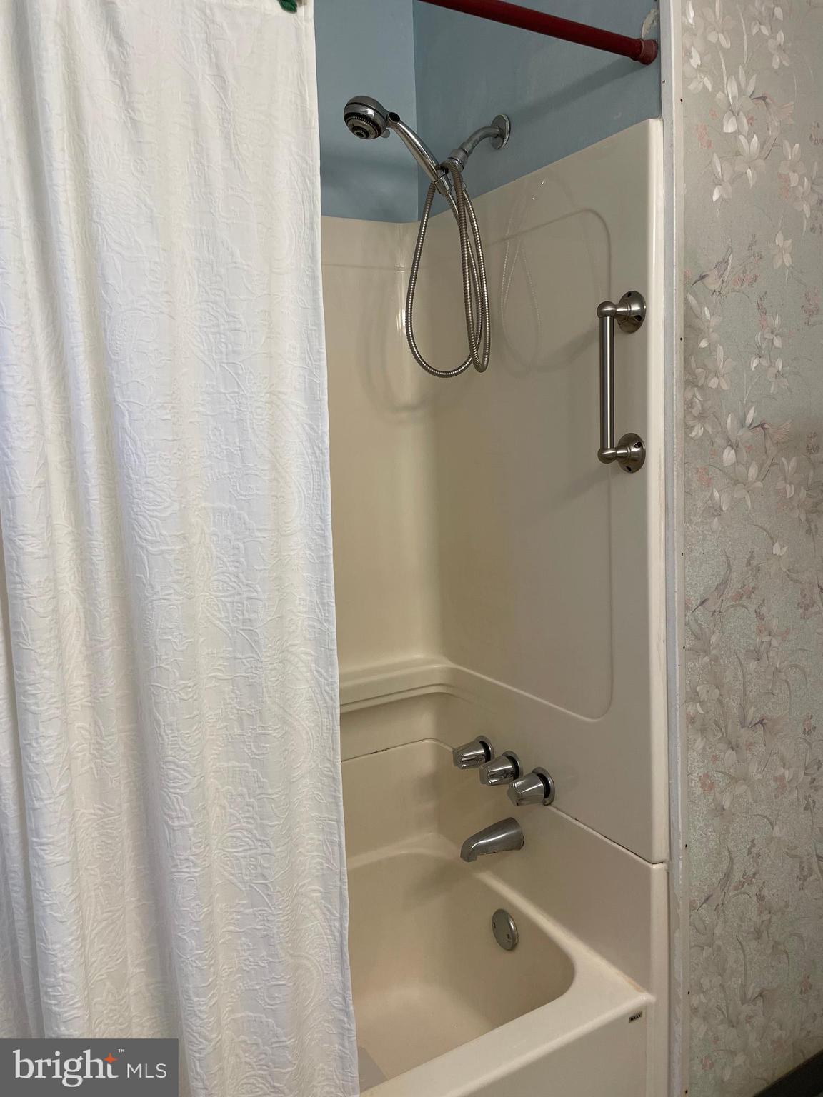 FAIRLESS HILLS - Residential