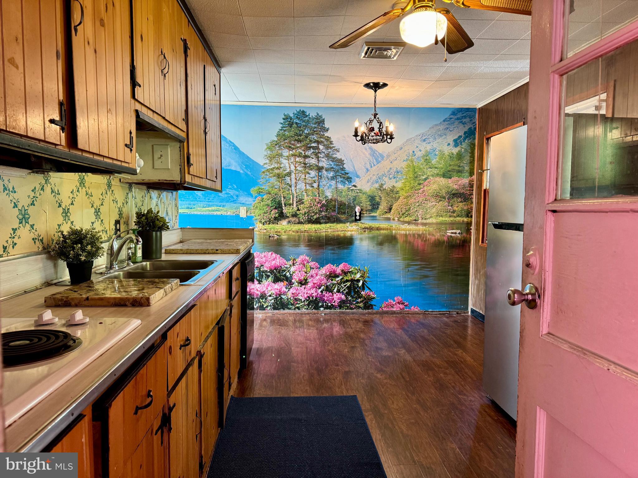 FAIRLESS HILLS - Residential