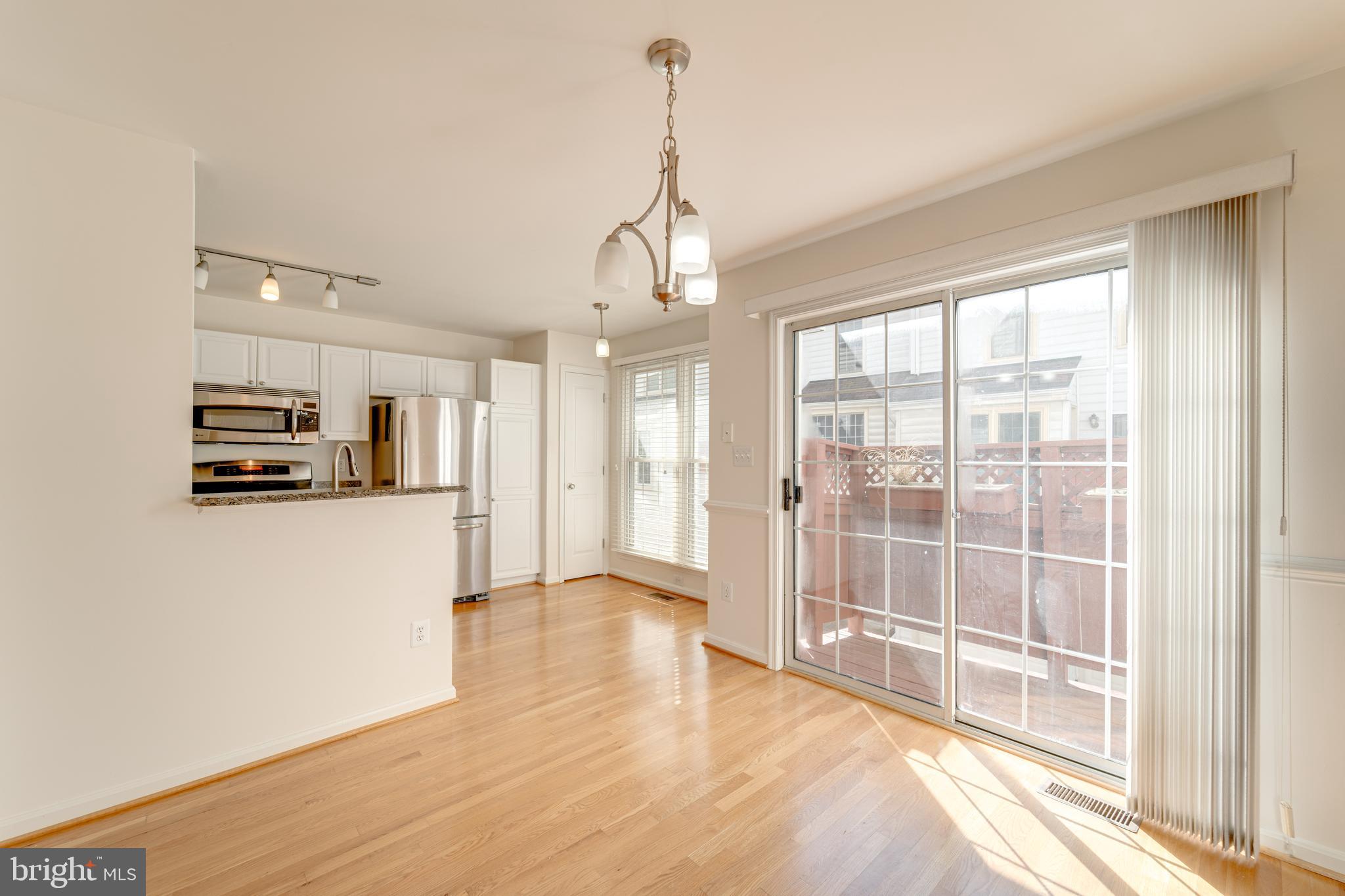 STONEGATE MEWS - Residential Lease