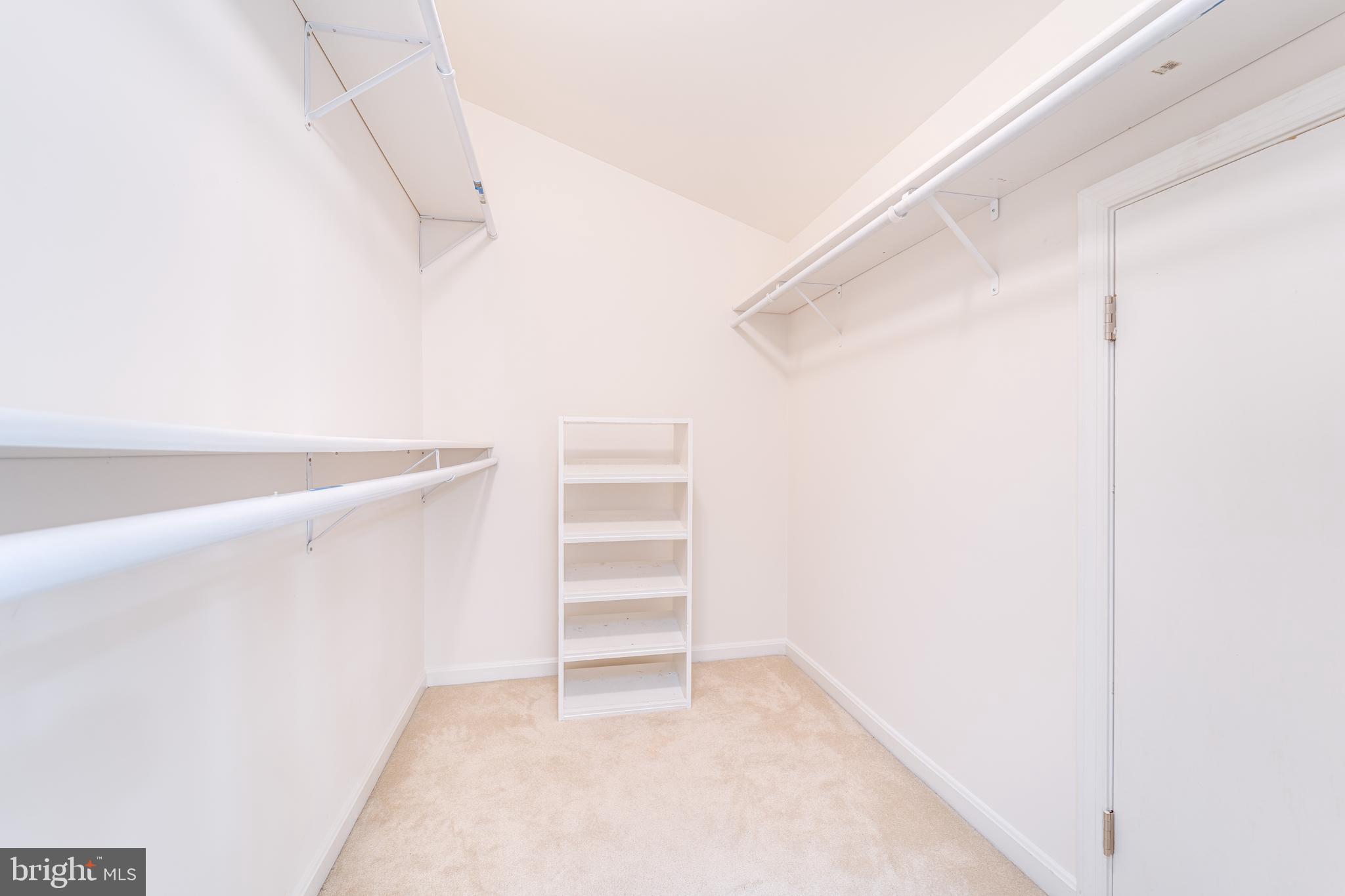 STONEGATE MEWS - Residential Lease