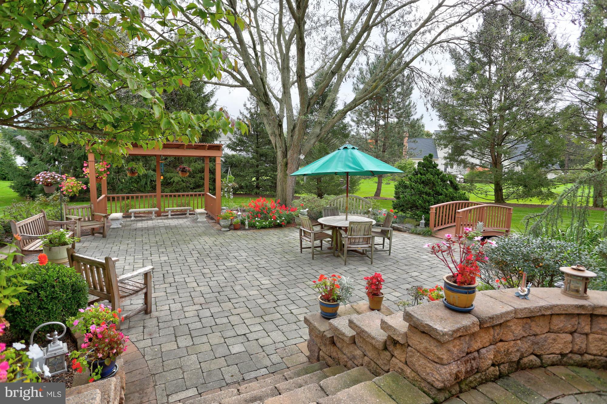 STONEHENGE - Residential