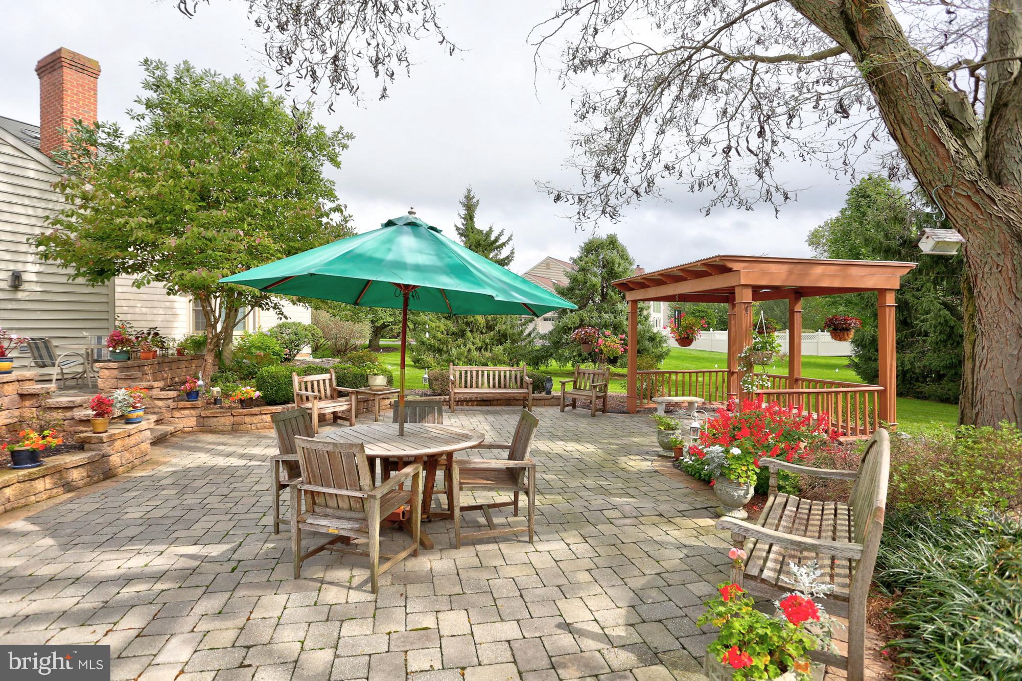 STONEHENGE - Residential