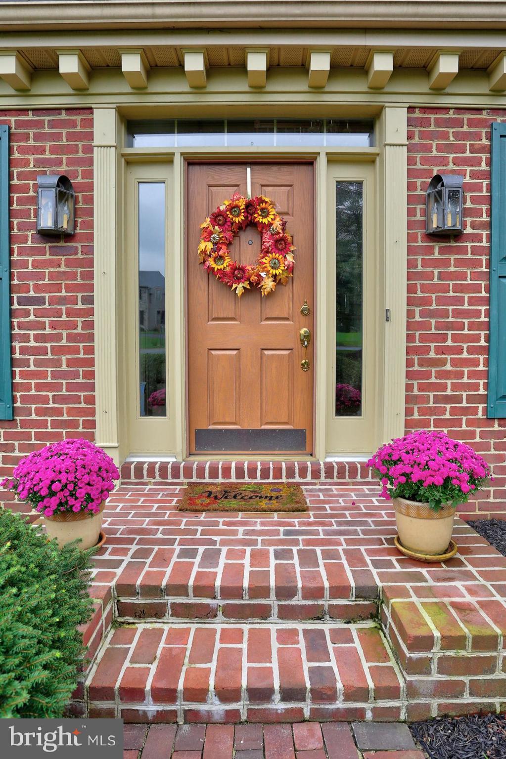 STONEHENGE - Residential