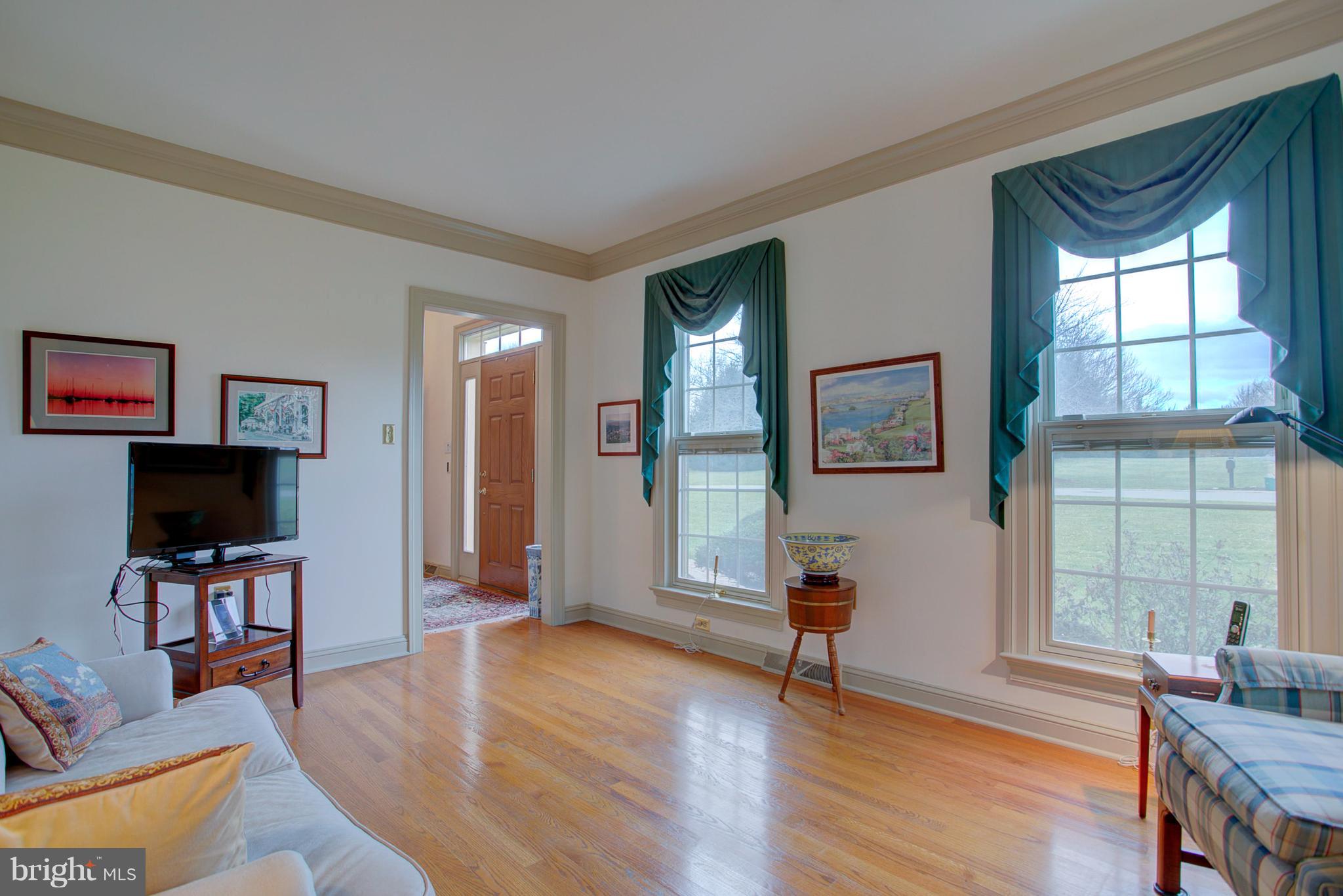 STONEHENGE - Residential