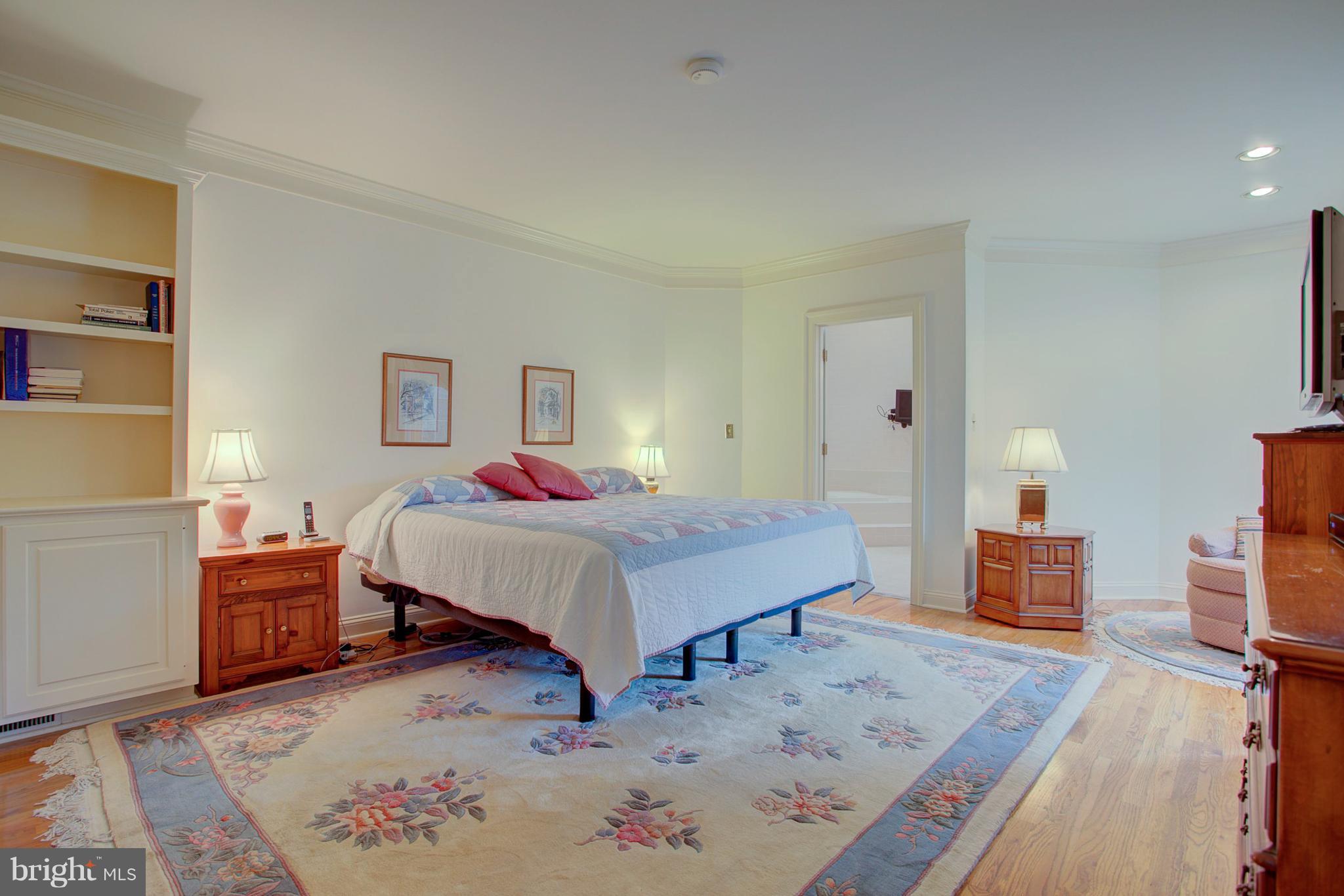 STONEHENGE - Residential