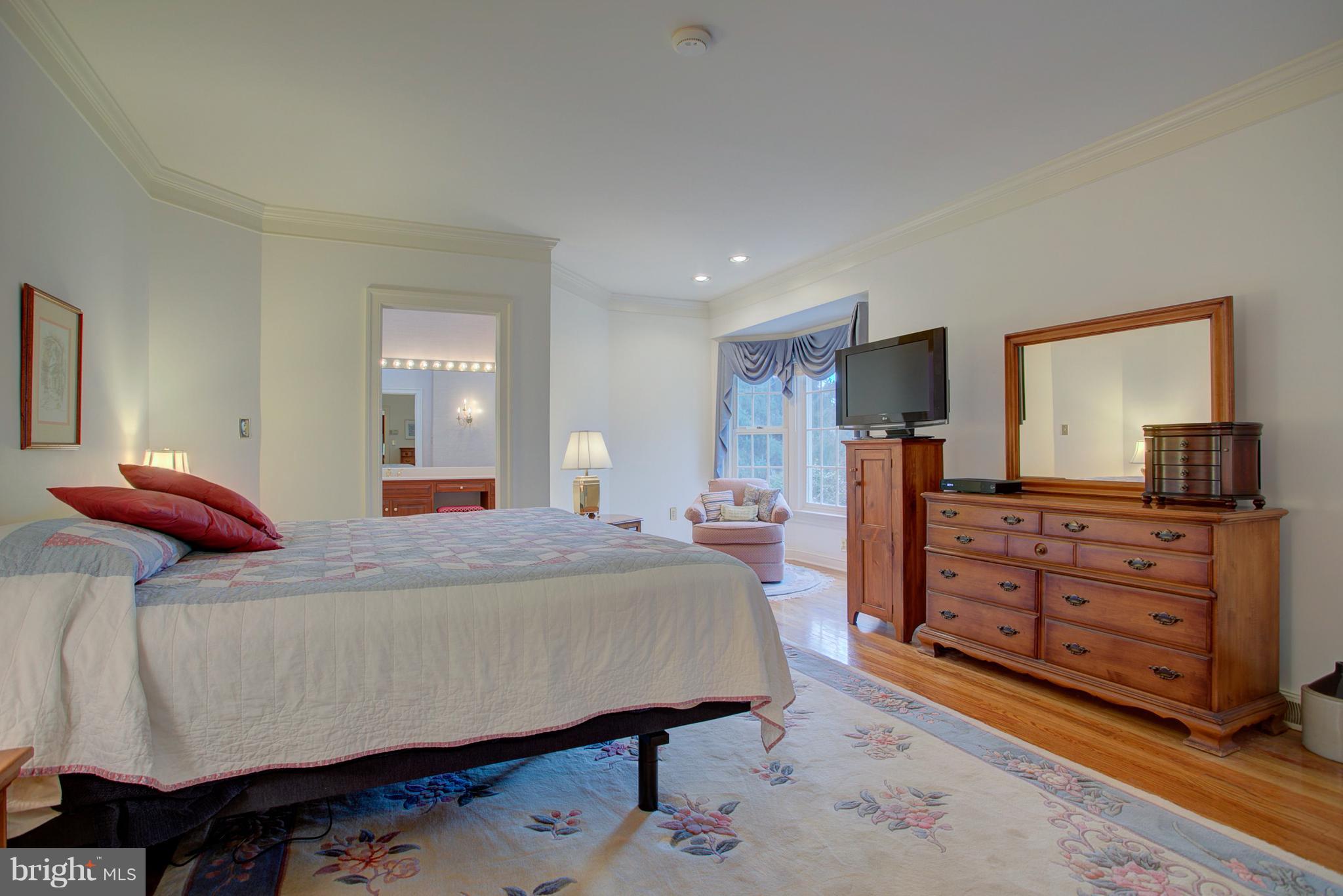 STONEHENGE - Residential