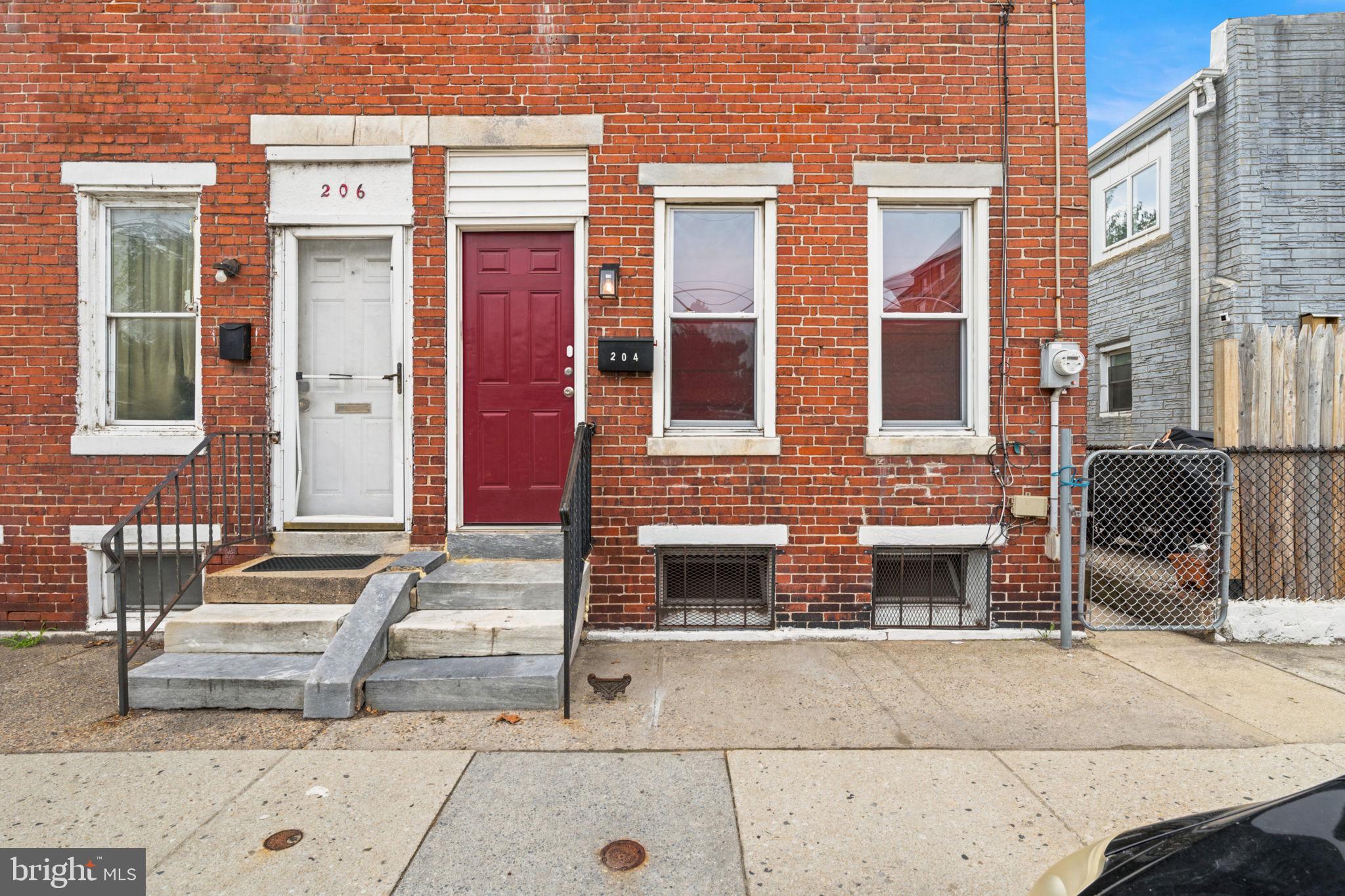204 MIDDLESEX STREET
