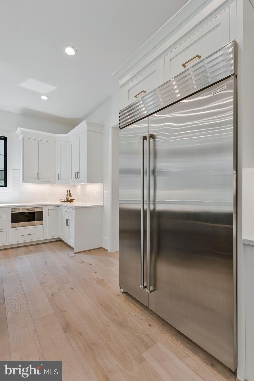 INGLESIDE - Residential