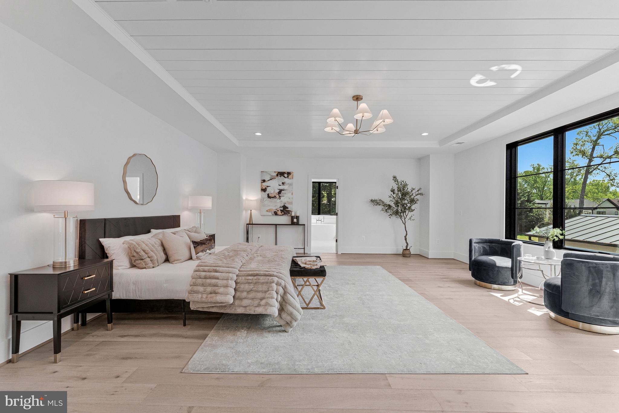 INGLESIDE - Residential