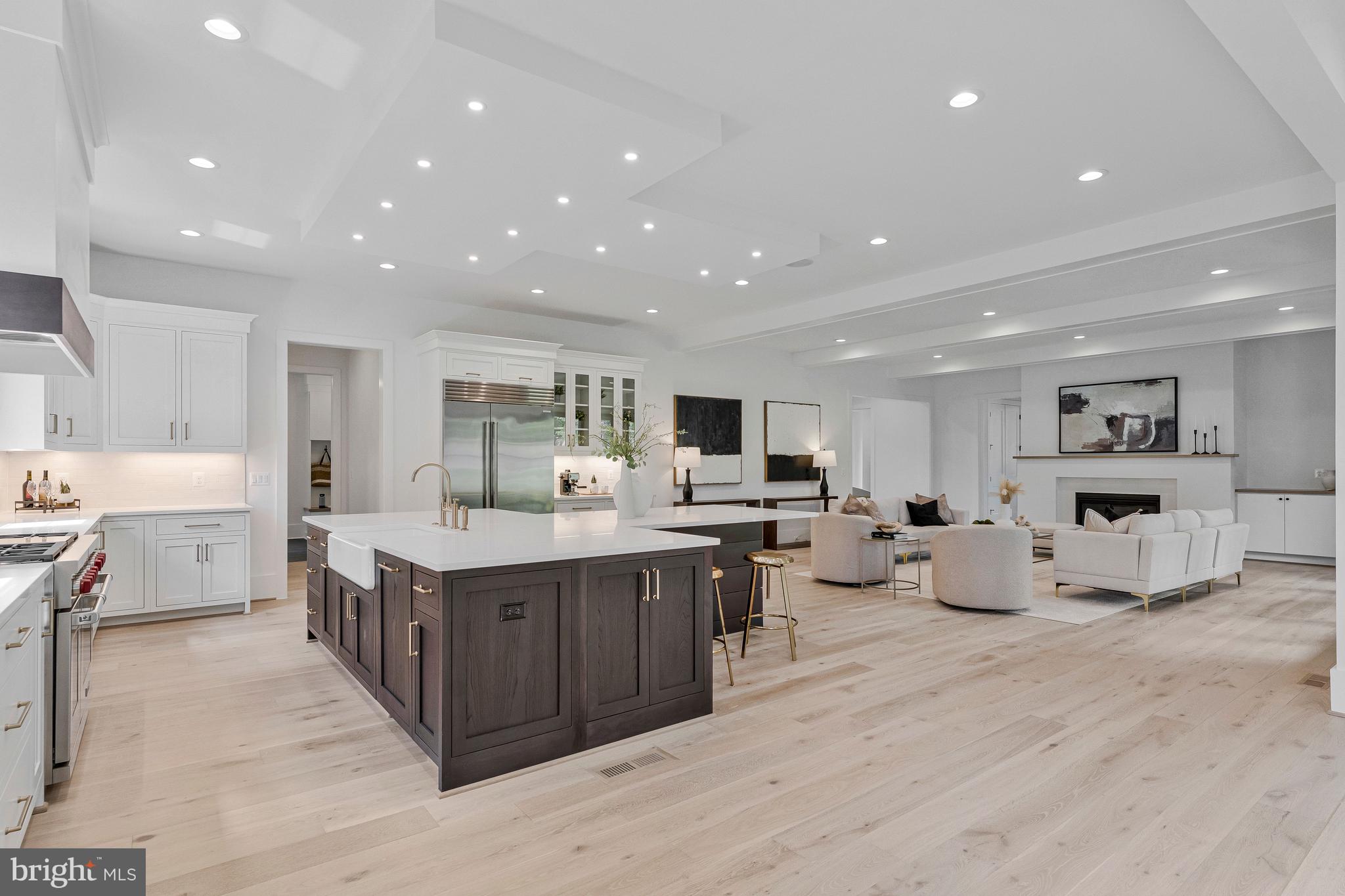 INGLESIDE - Residential