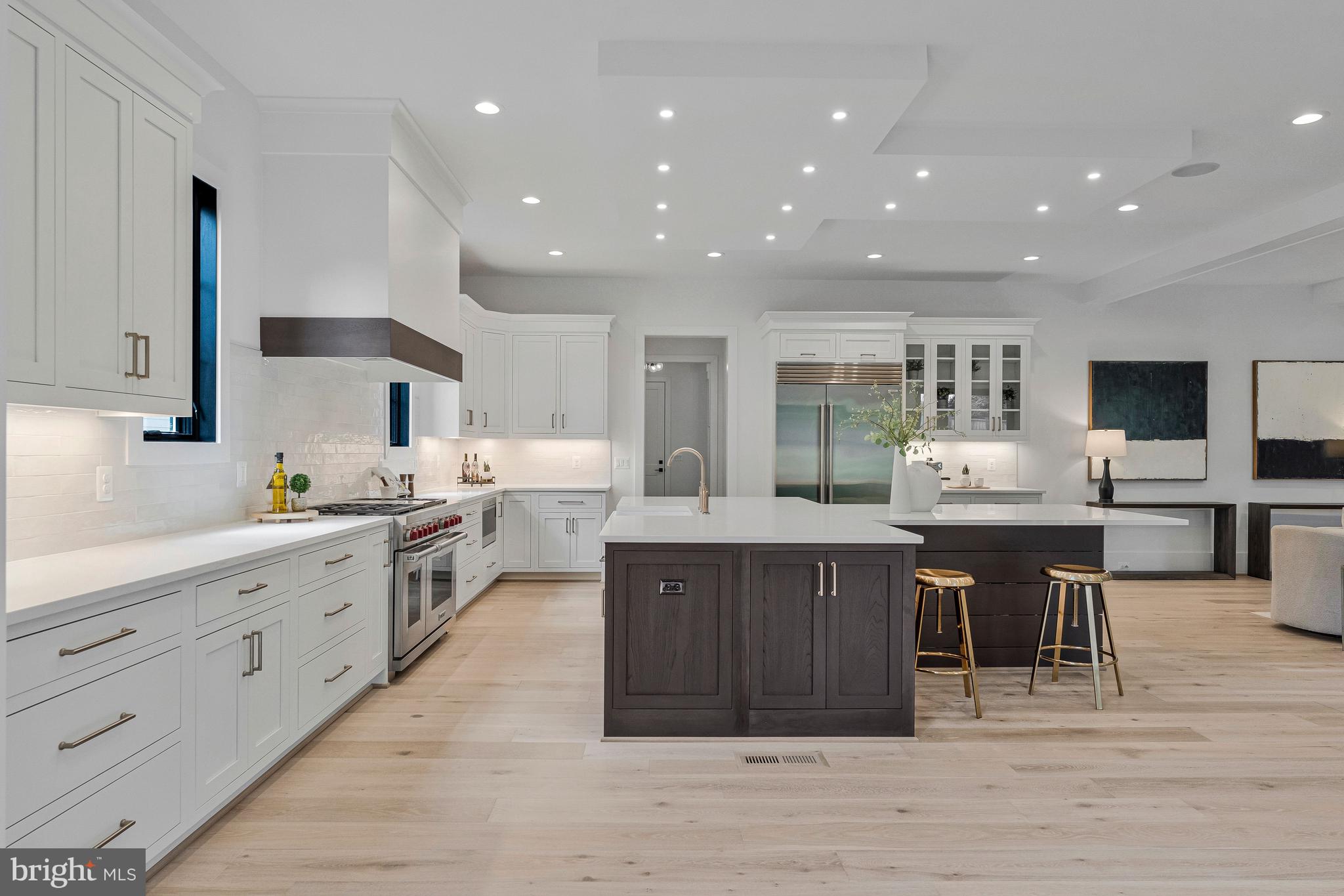 INGLESIDE - Residential