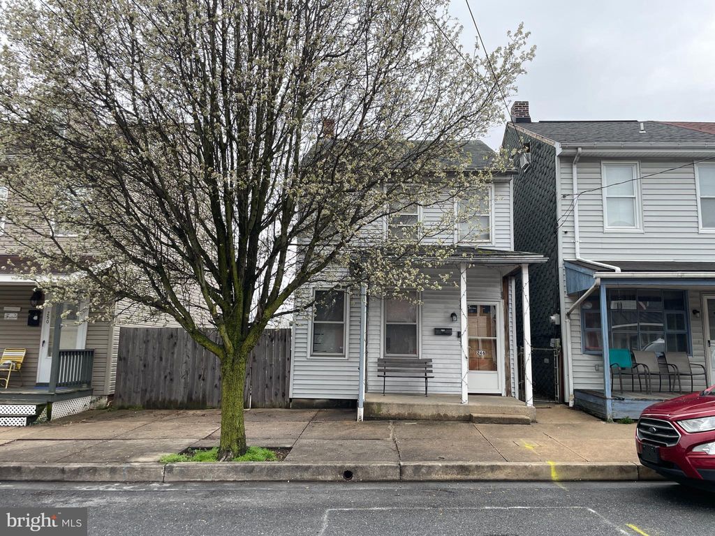 Photo of 246 S 5th Street, Columbia, PA 17512 (MLS # PALA2048846)