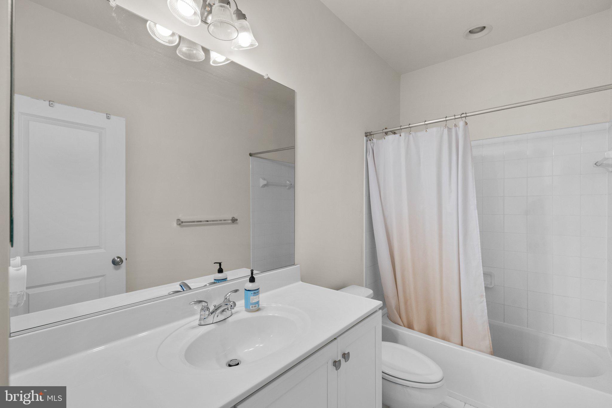 POPLAR RUN - Residential