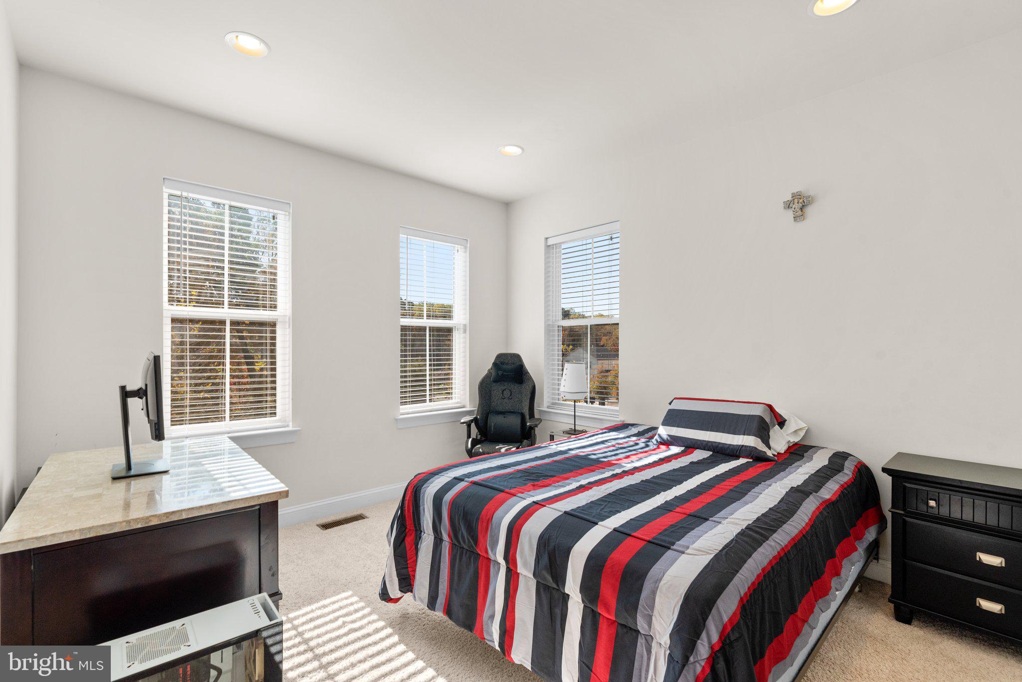 POPLAR RUN - Residential