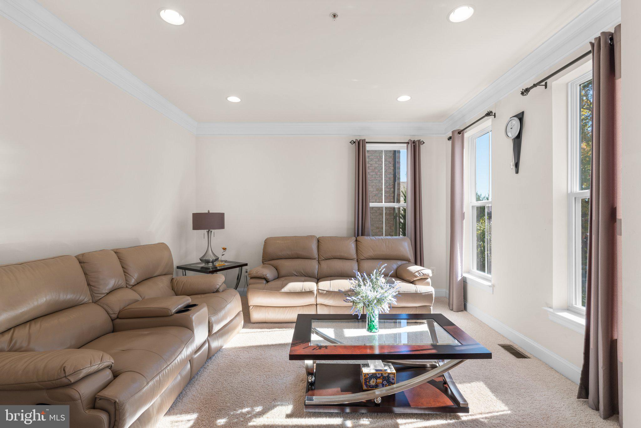 POPLAR RUN - Residential