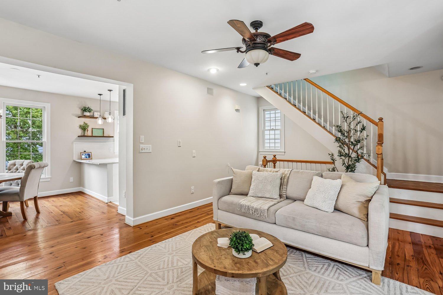 246 HART MEWS