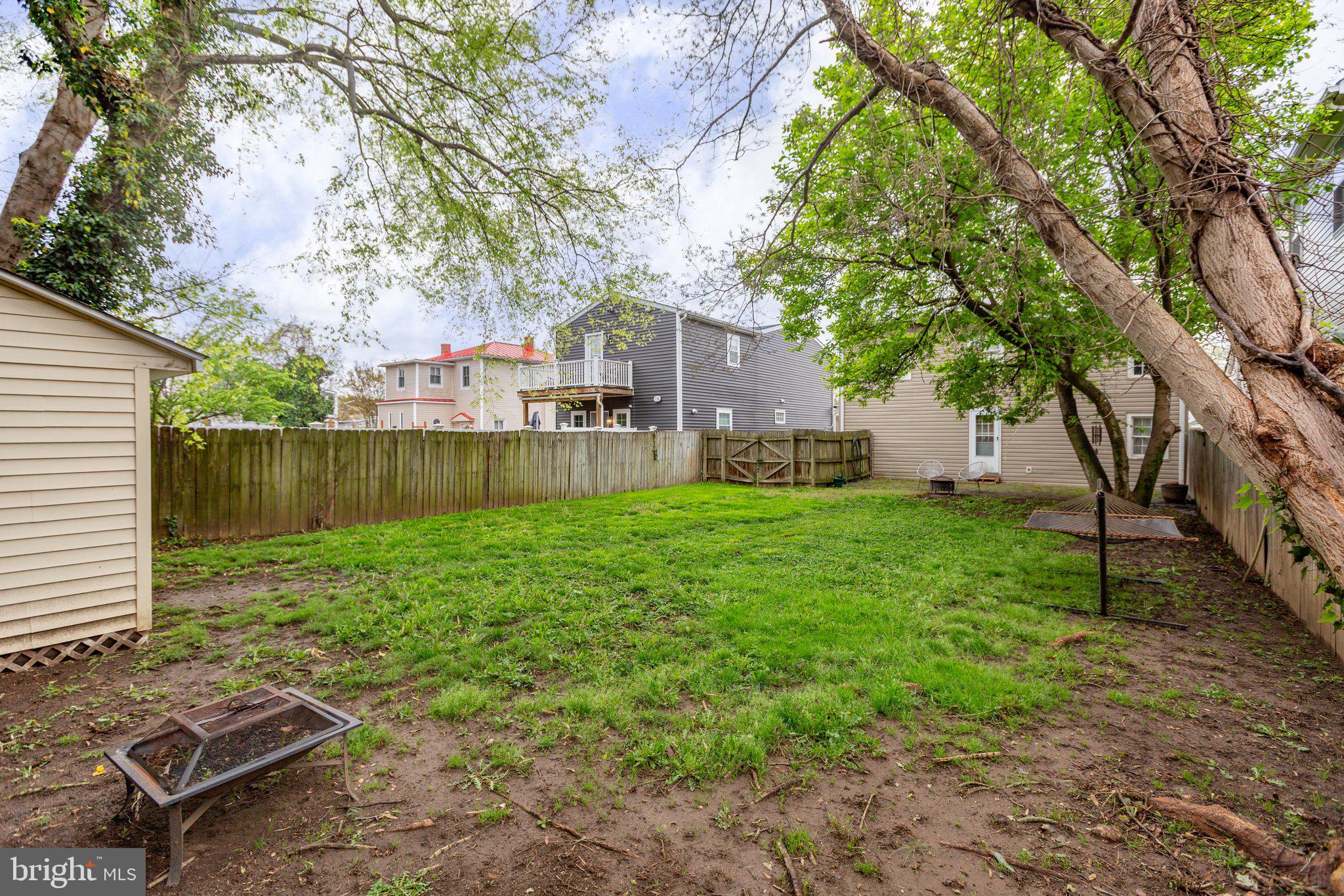 DOWNTOWN FREDERICKSBURG - Residential