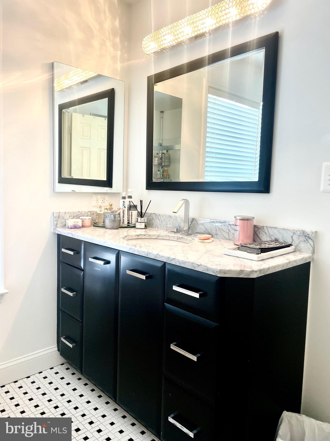 GREY ROCK FLATS - Residential