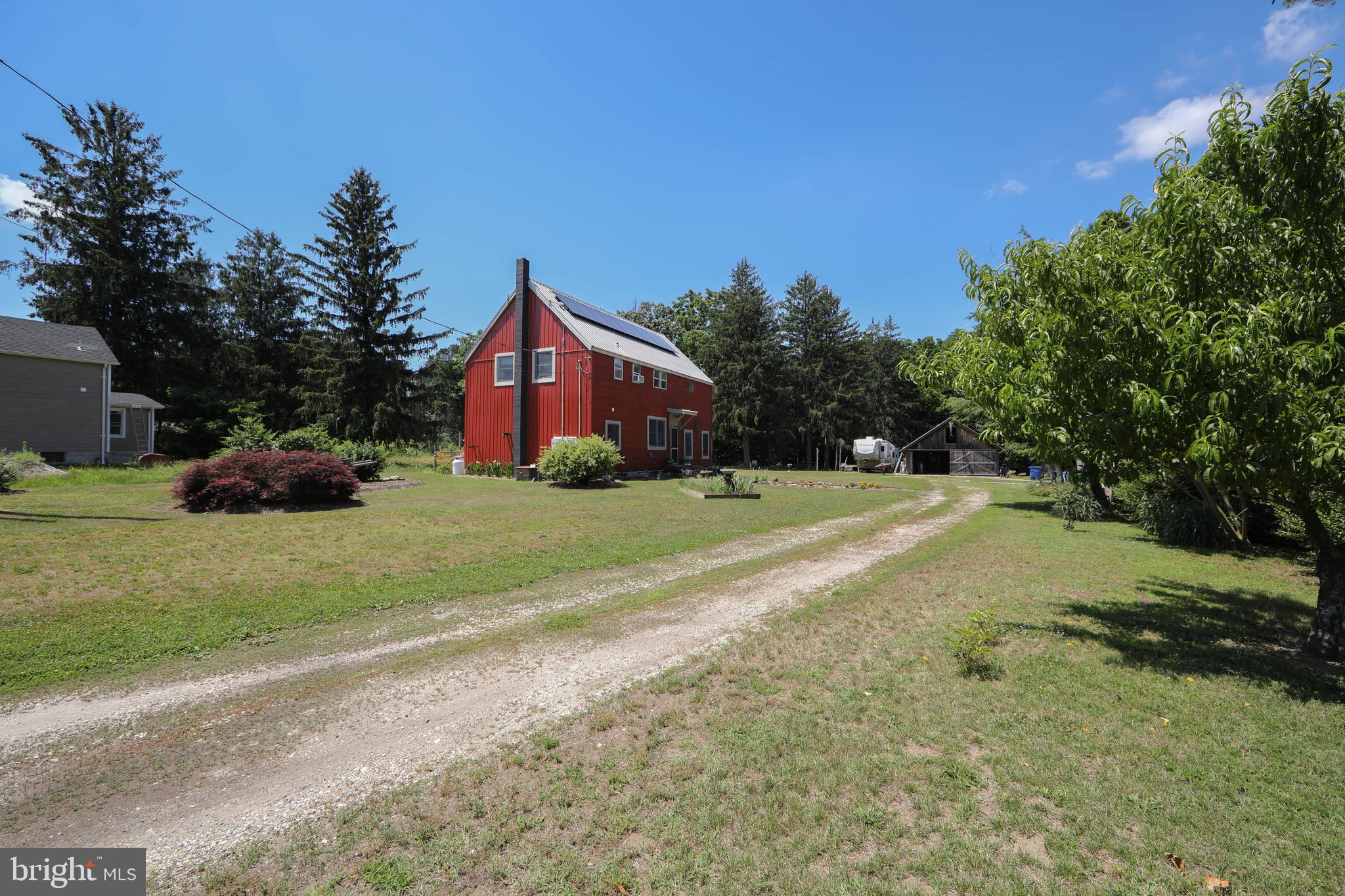 201 RAILROAD AVENUE