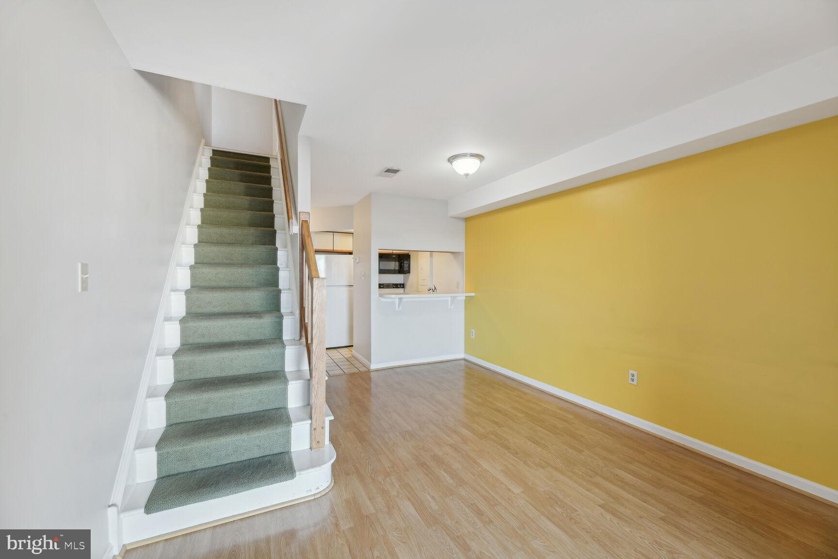 SUMMERWALK - Residential