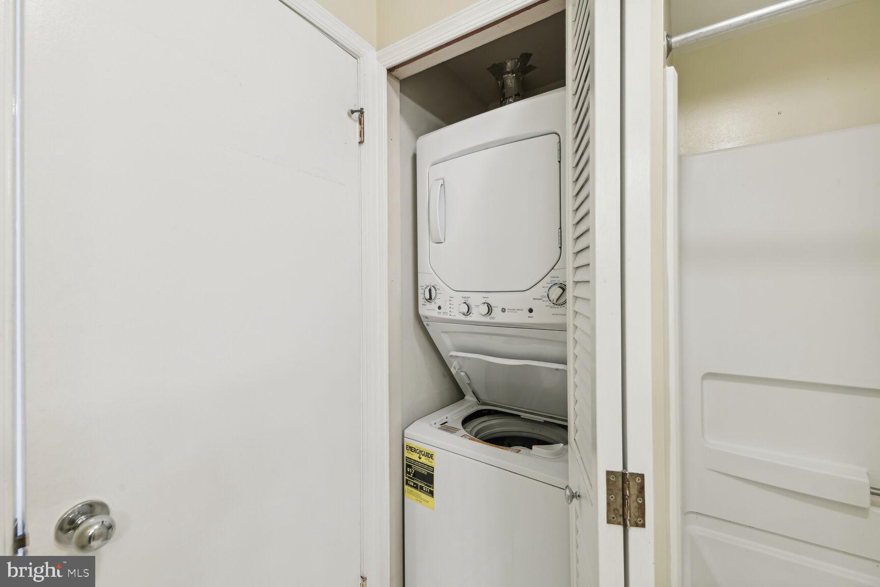 SUMMERWALK - Residential