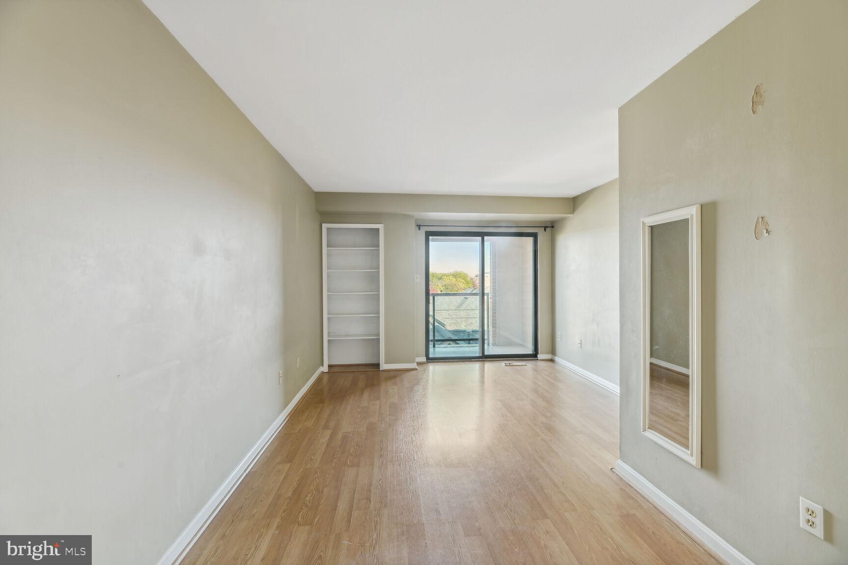 SUMMERWALK - Residential