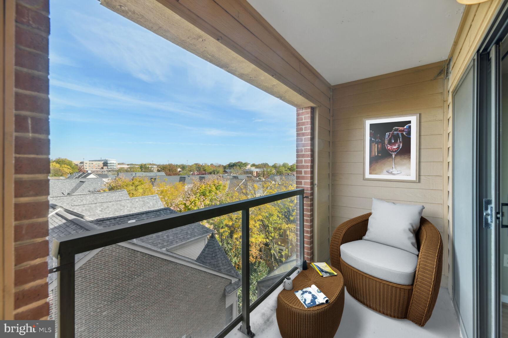 SUMMERWALK - Residential