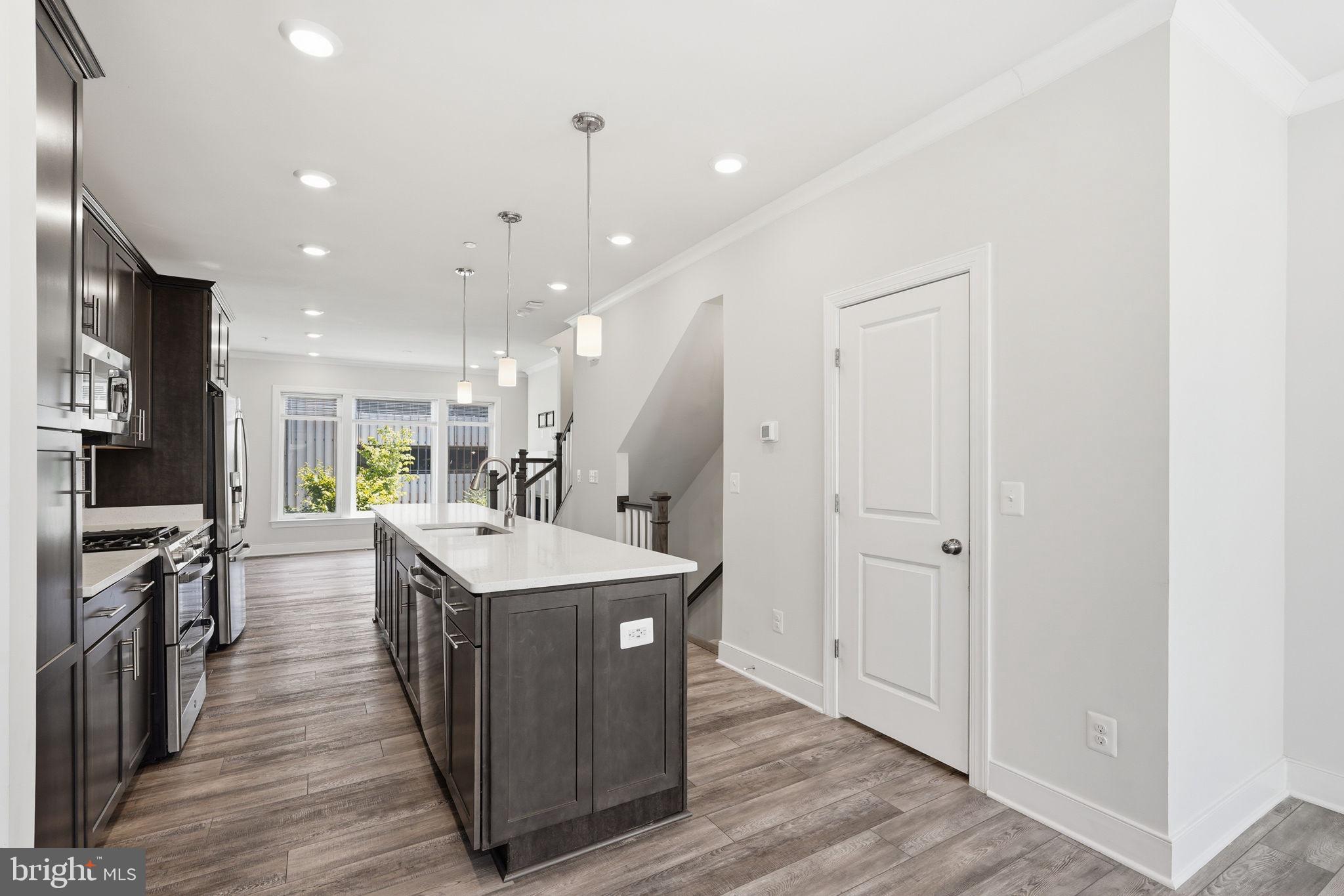 WESTSIDE AT SHADY GROVE - Residential