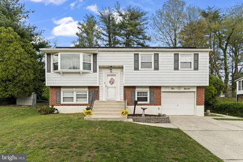 MLS: NJCD2113124