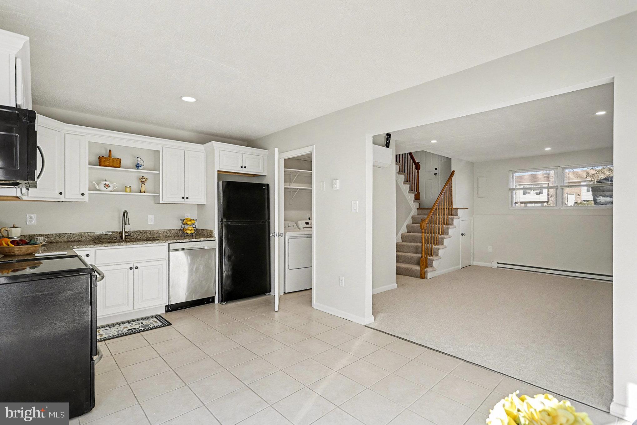 FAIRGROUND VILLAGE - Residential