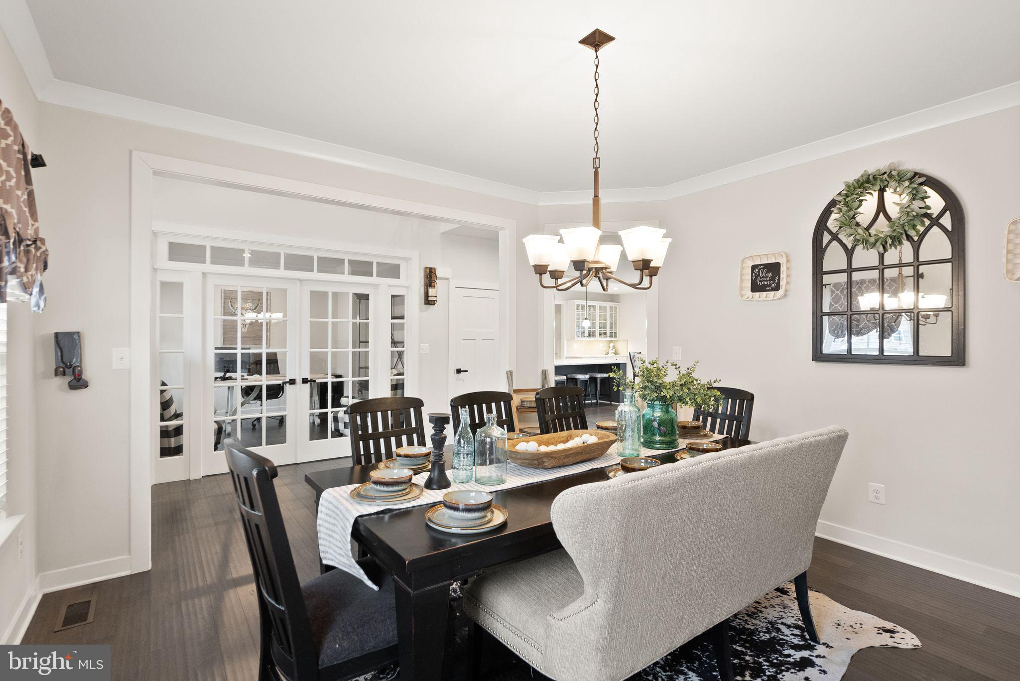 7 KNOB CREEK COURT