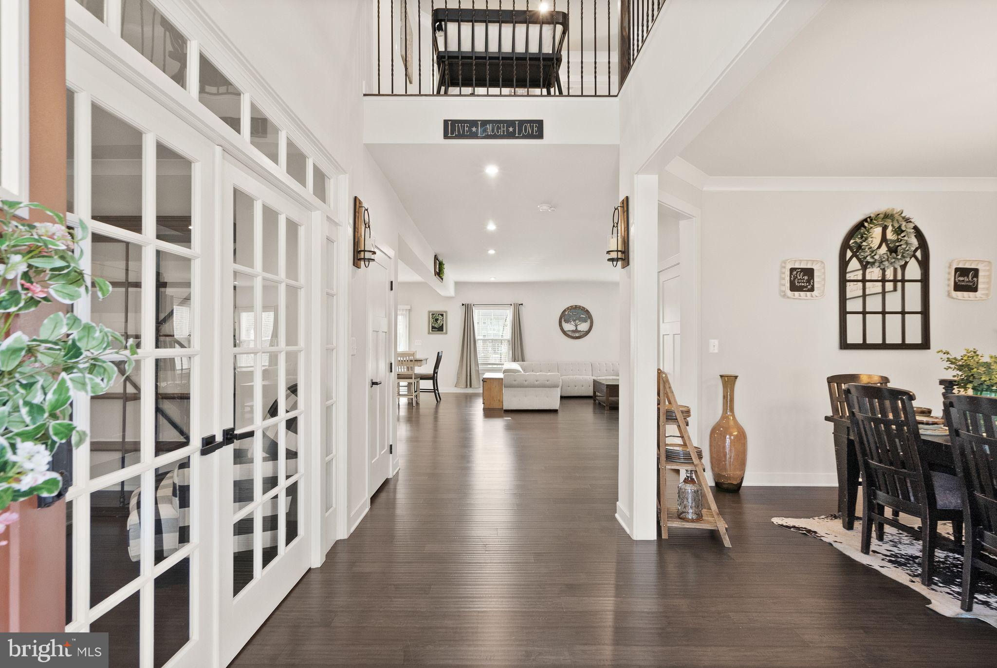 7 KNOB CREEK COURT