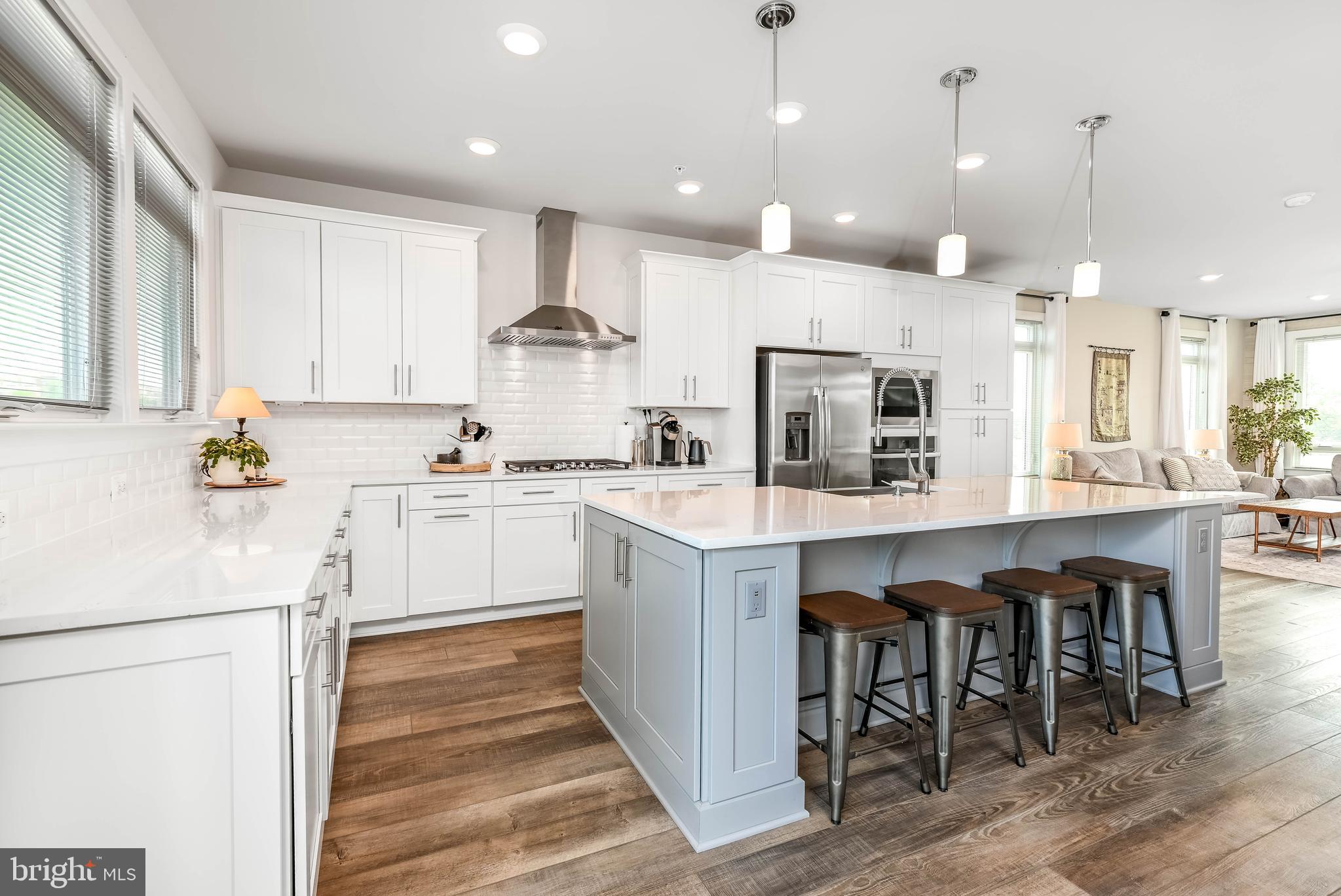 1612 ROCKY SHALE TERRACE SE