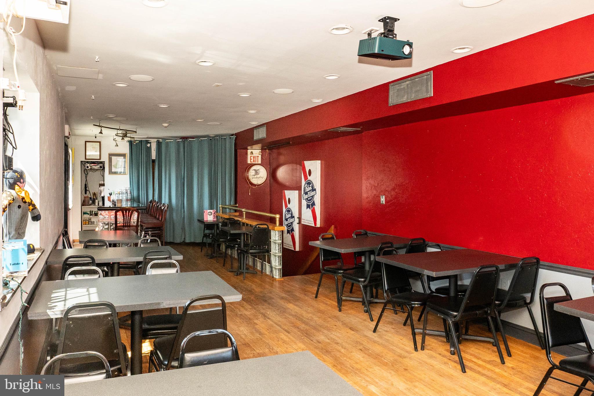 PHILADELPHIA (SOUTH) - Commercial Sale