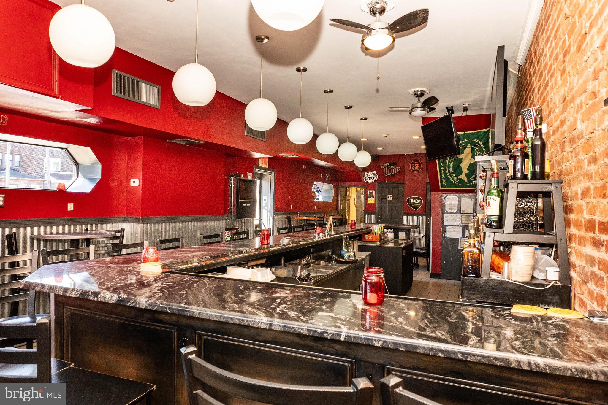 PHILADELPHIA (SOUTH) - Commercial Sale