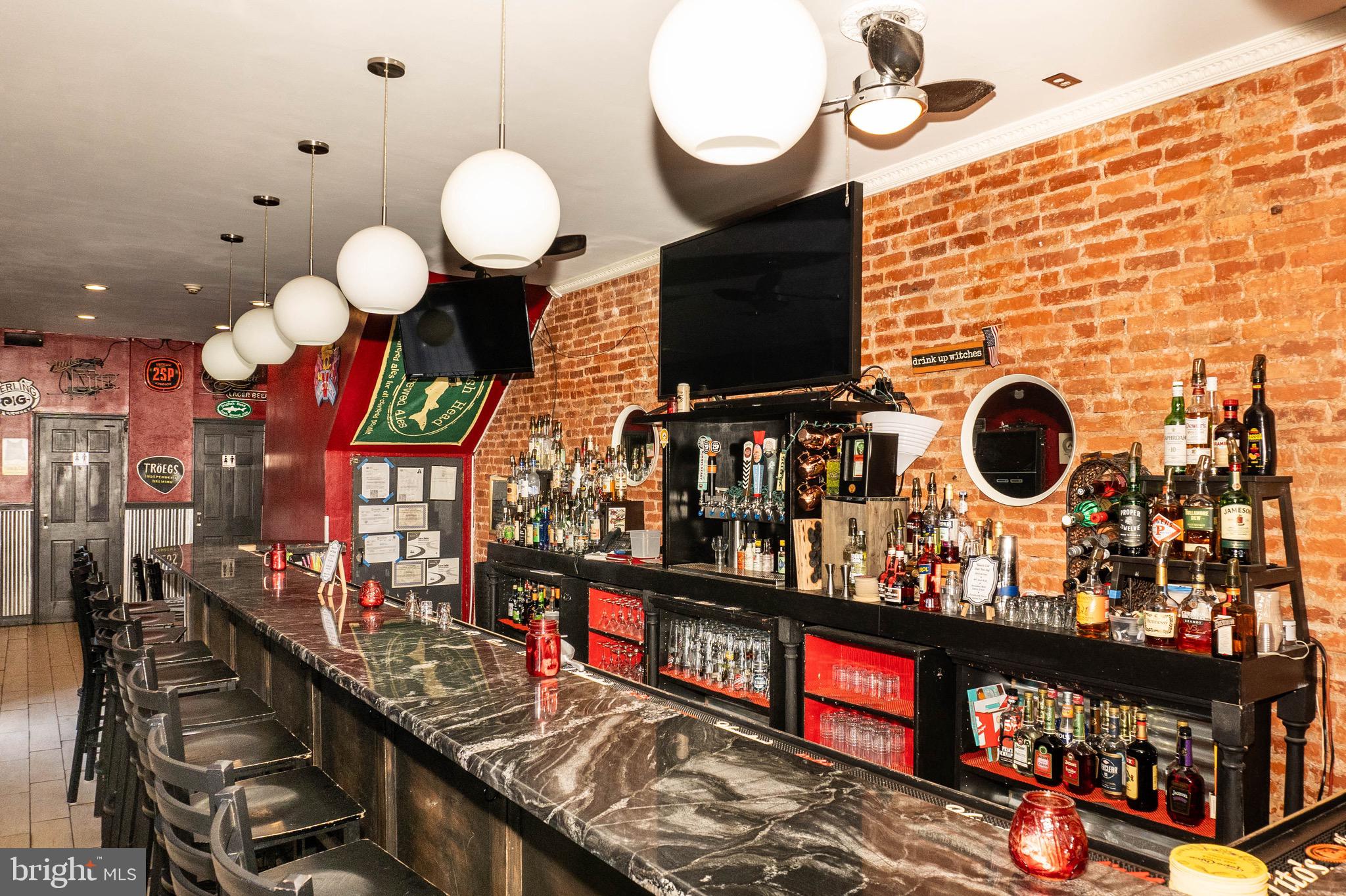 PHILADELPHIA (SOUTH) - Commercial Sale