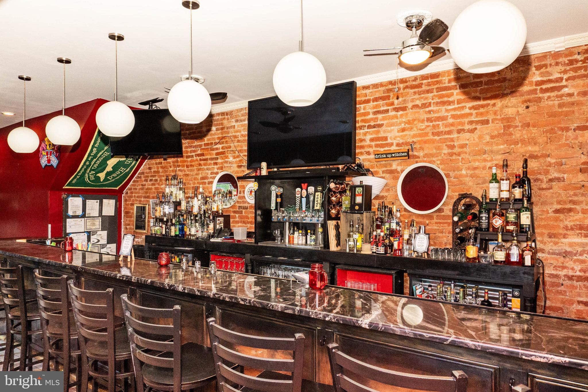 PHILADELPHIA (SOUTH) - Commercial Sale