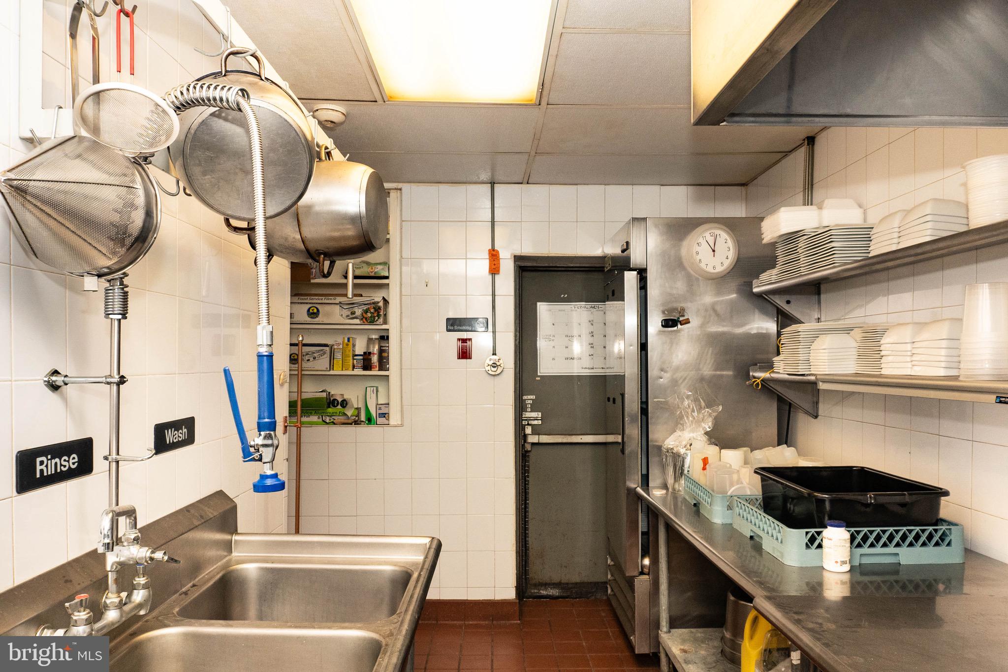 PHILADELPHIA (SOUTH) - Commercial Sale