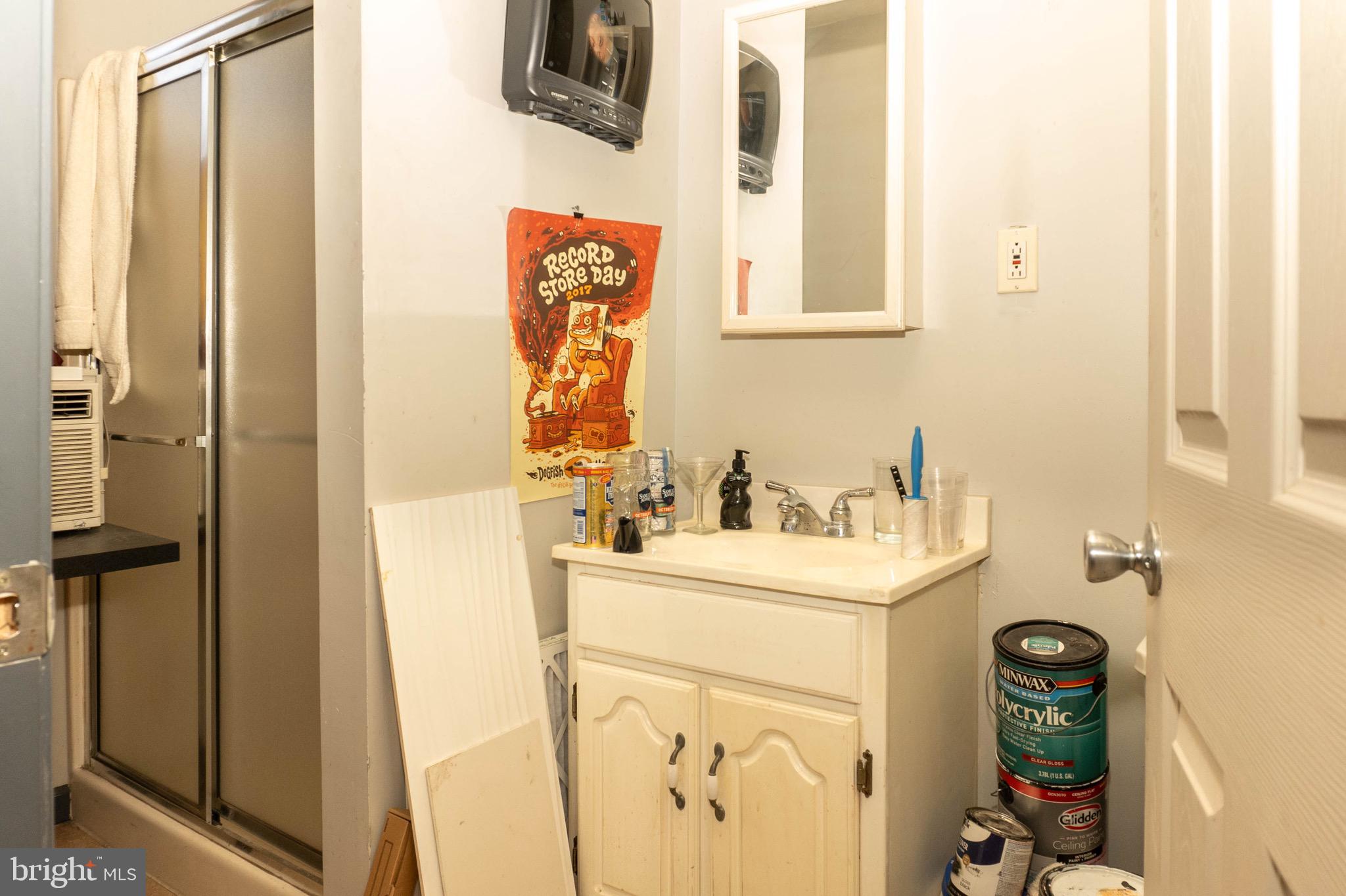 PHILADELPHIA (SOUTH) - Commercial Sale