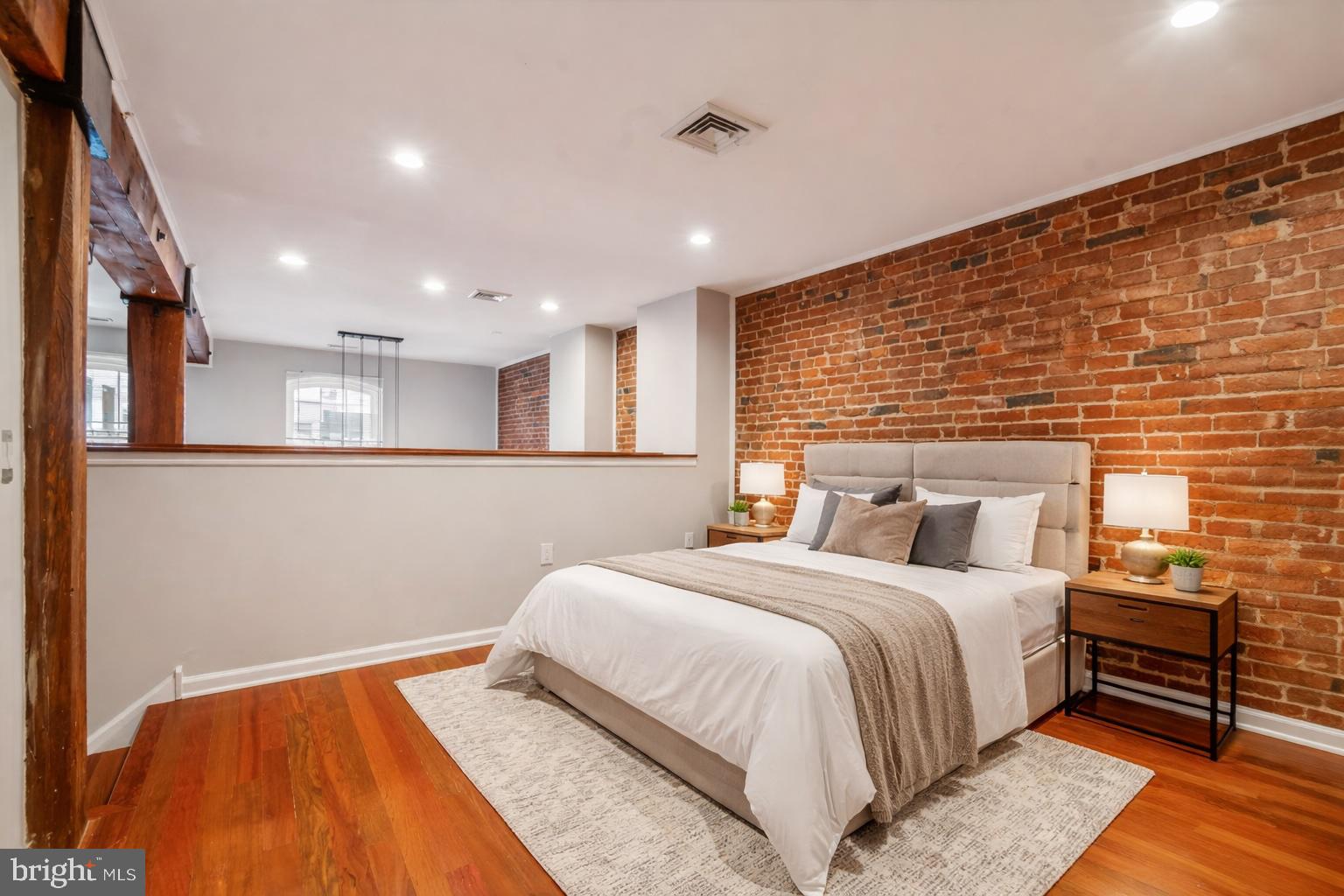 OLD CITY - Residential