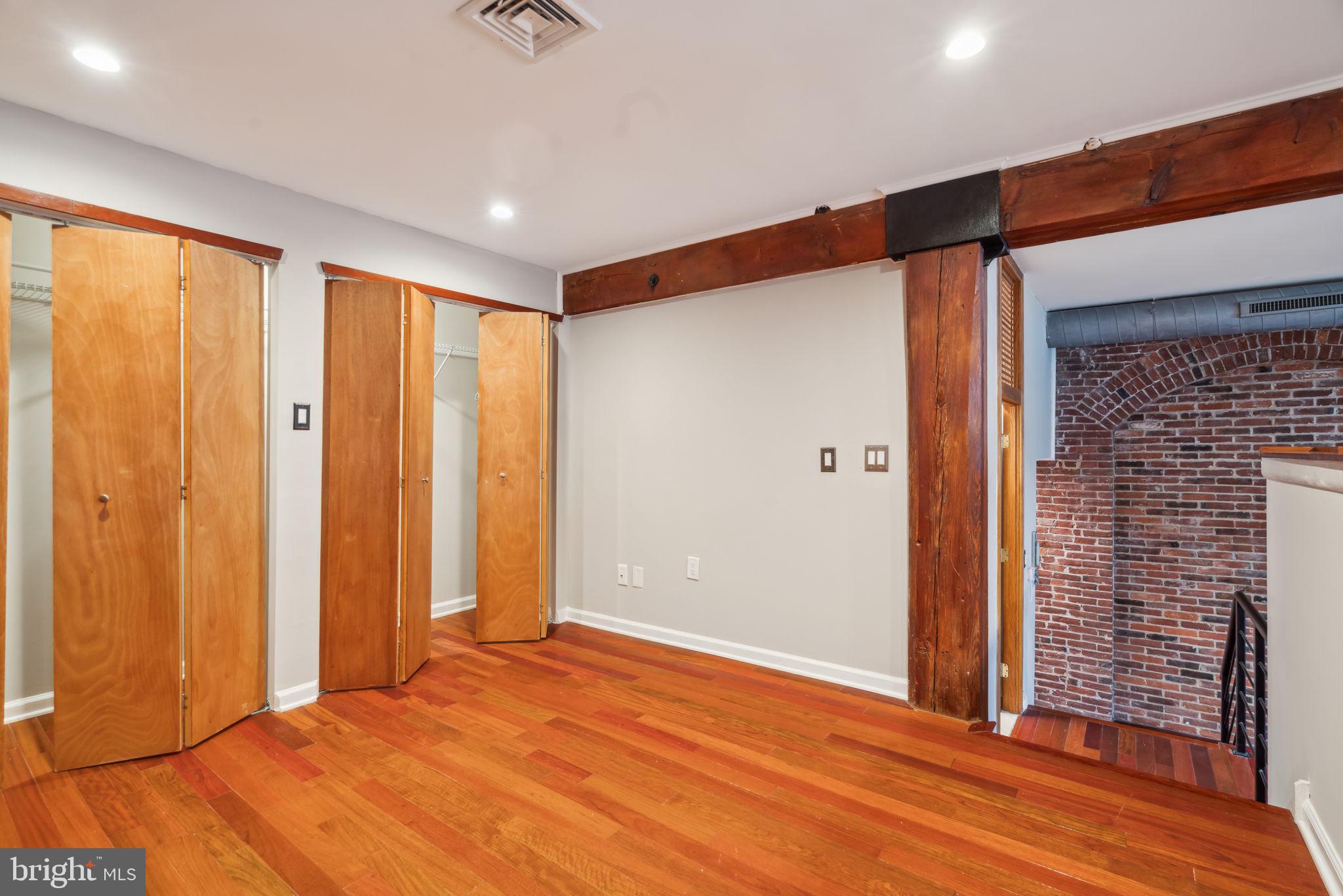 OLD CITY - Residential